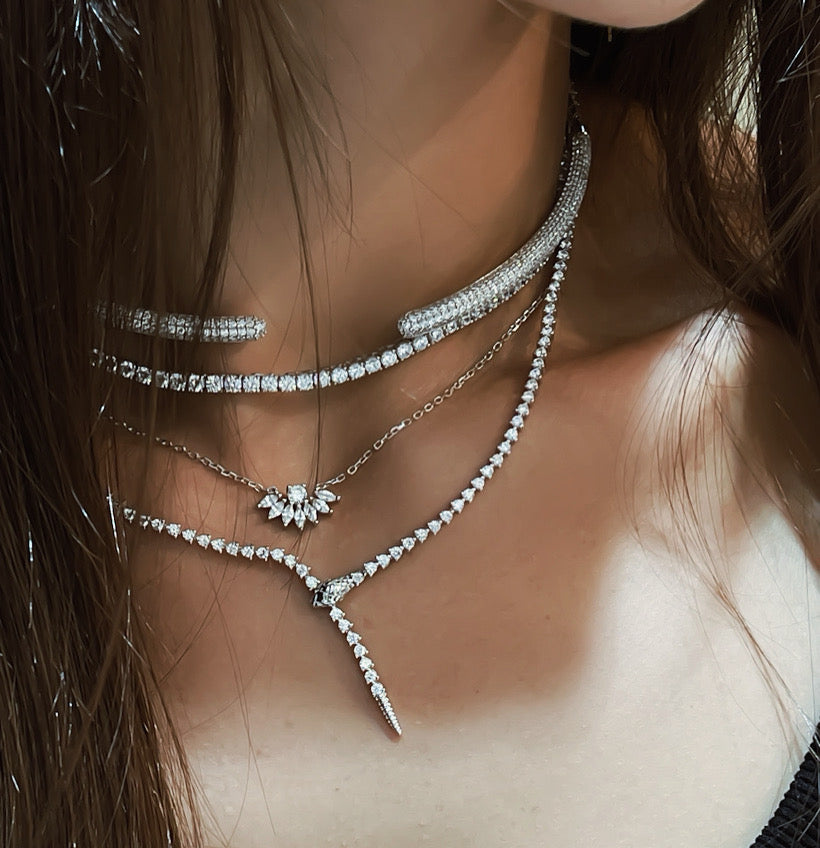 قلادة رومي فليكس