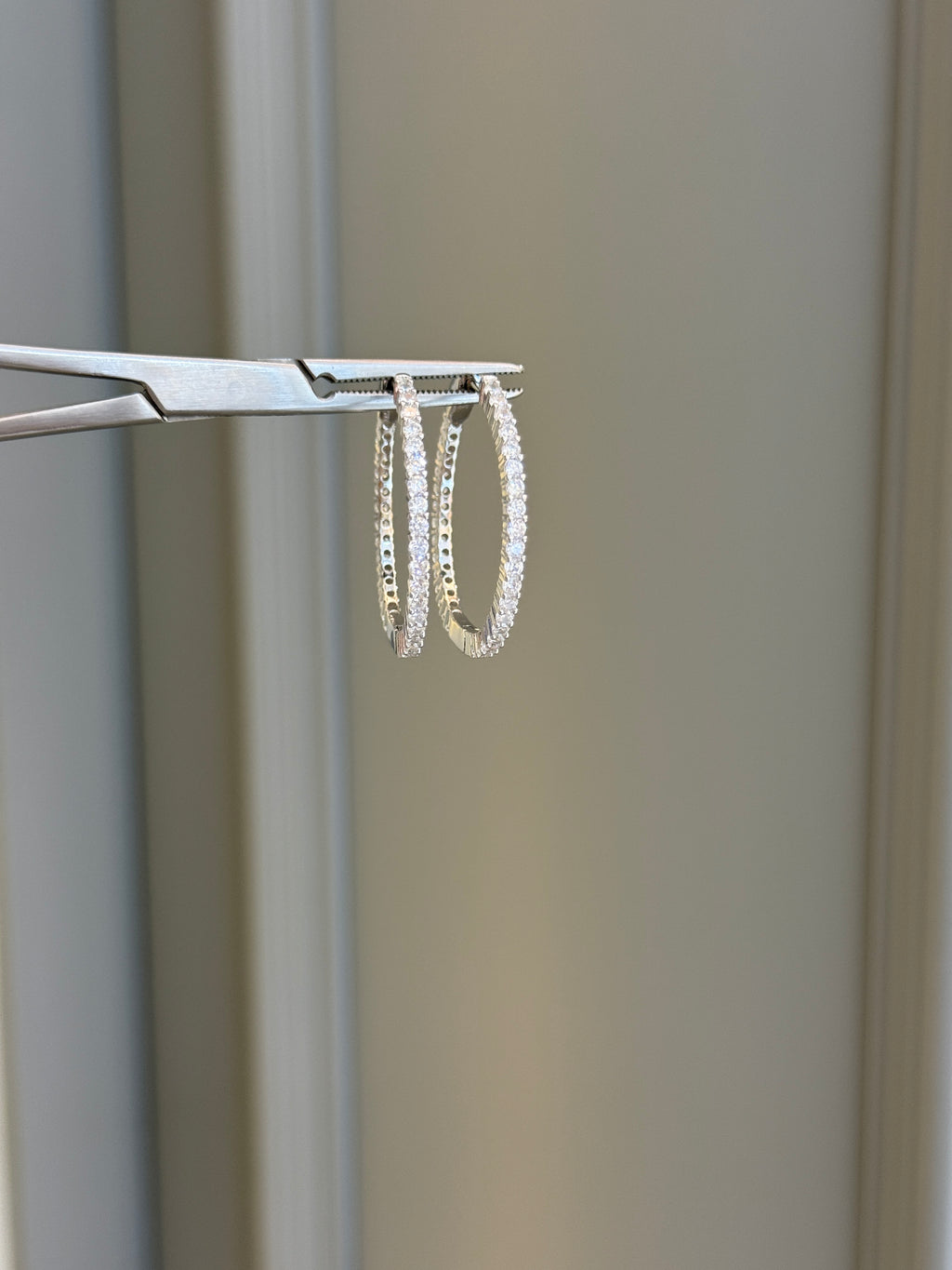 Taşlı Halka 3 cm Küpe