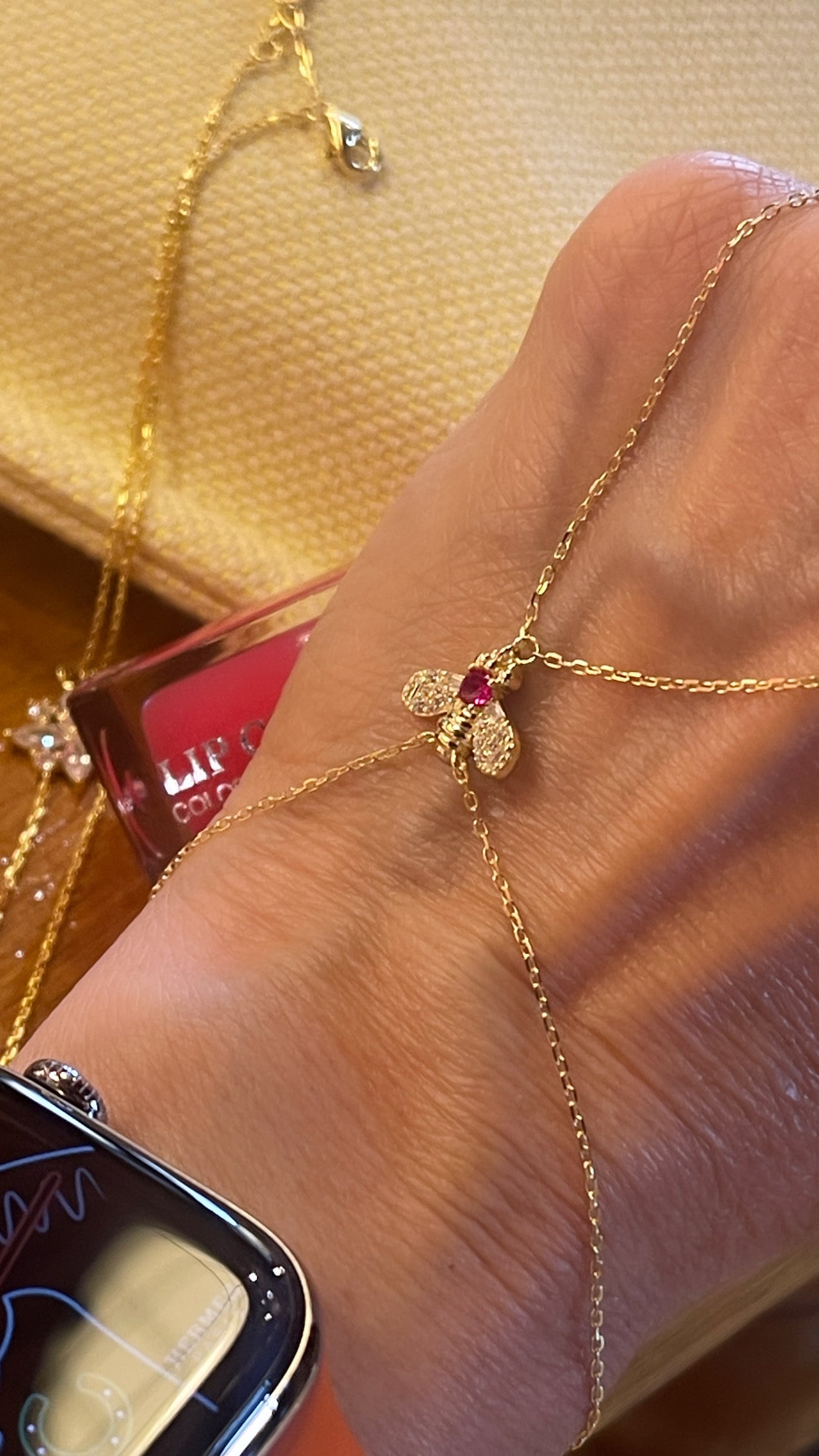 Napoli Bee  Şahmaran