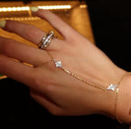 Becca Mitre Şahmaran