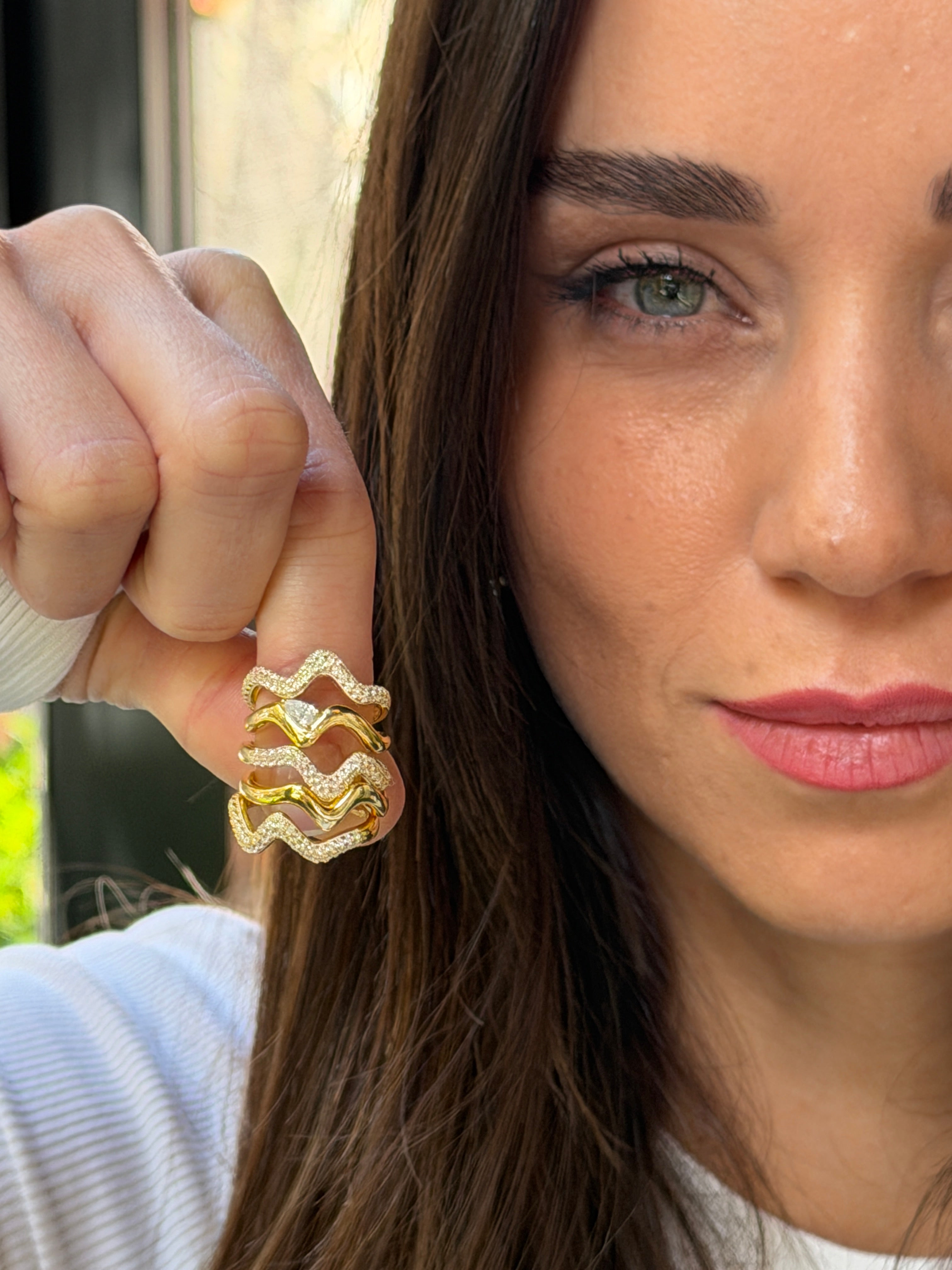 Kate Kalp Taş detaylı Zigzag Altın Kaplama Yüzük