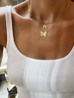 قلادة الفراشة لورا