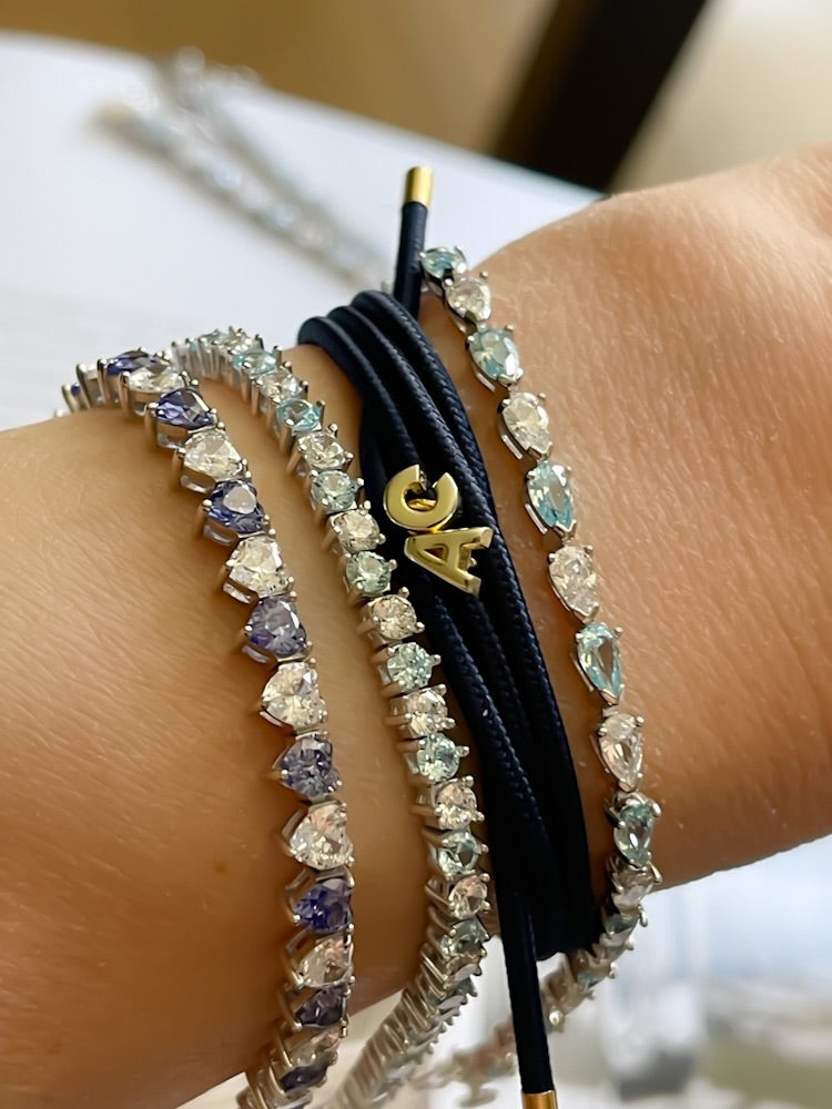 بيلا لوف توتون ووترواي