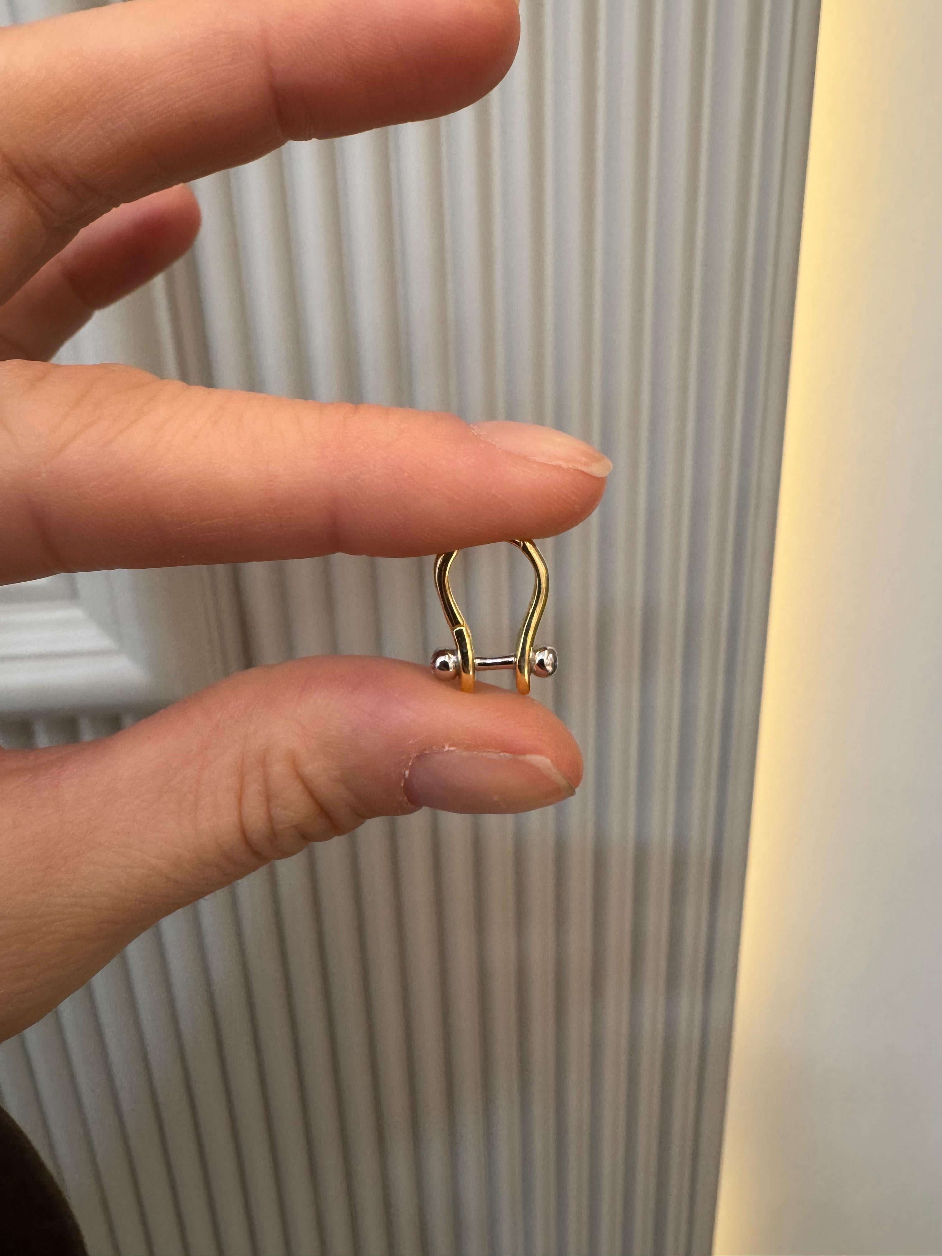 Leonie Minimal Köprü U Gümüş Küpe