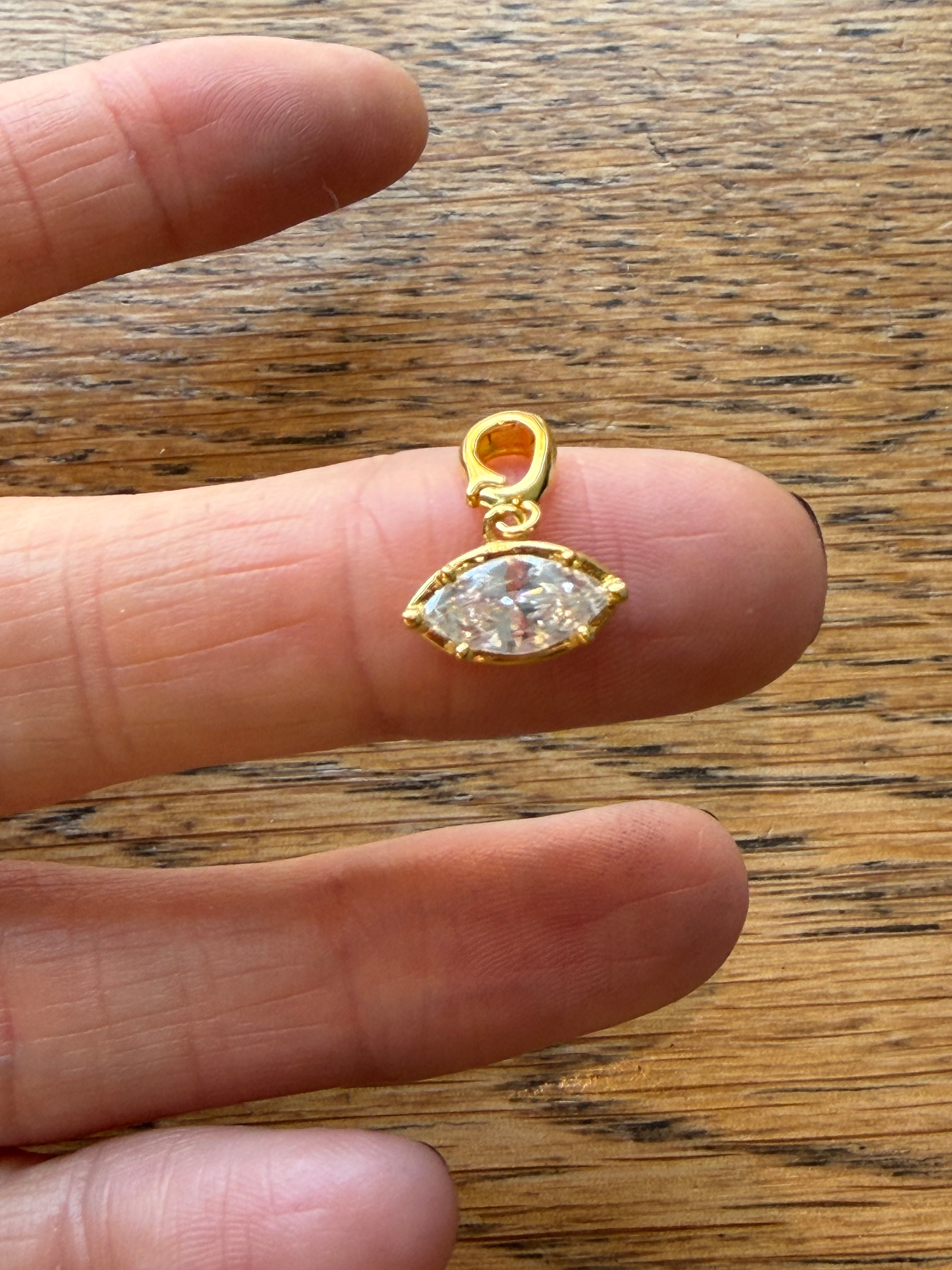 Tina Minimal Markiz Kolye Ucu