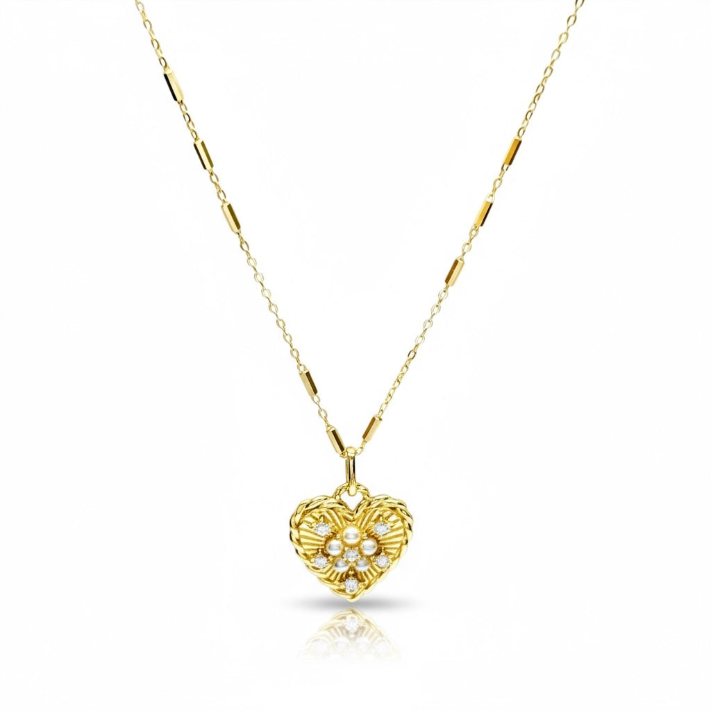 Lugo İncili Kalp Kolye