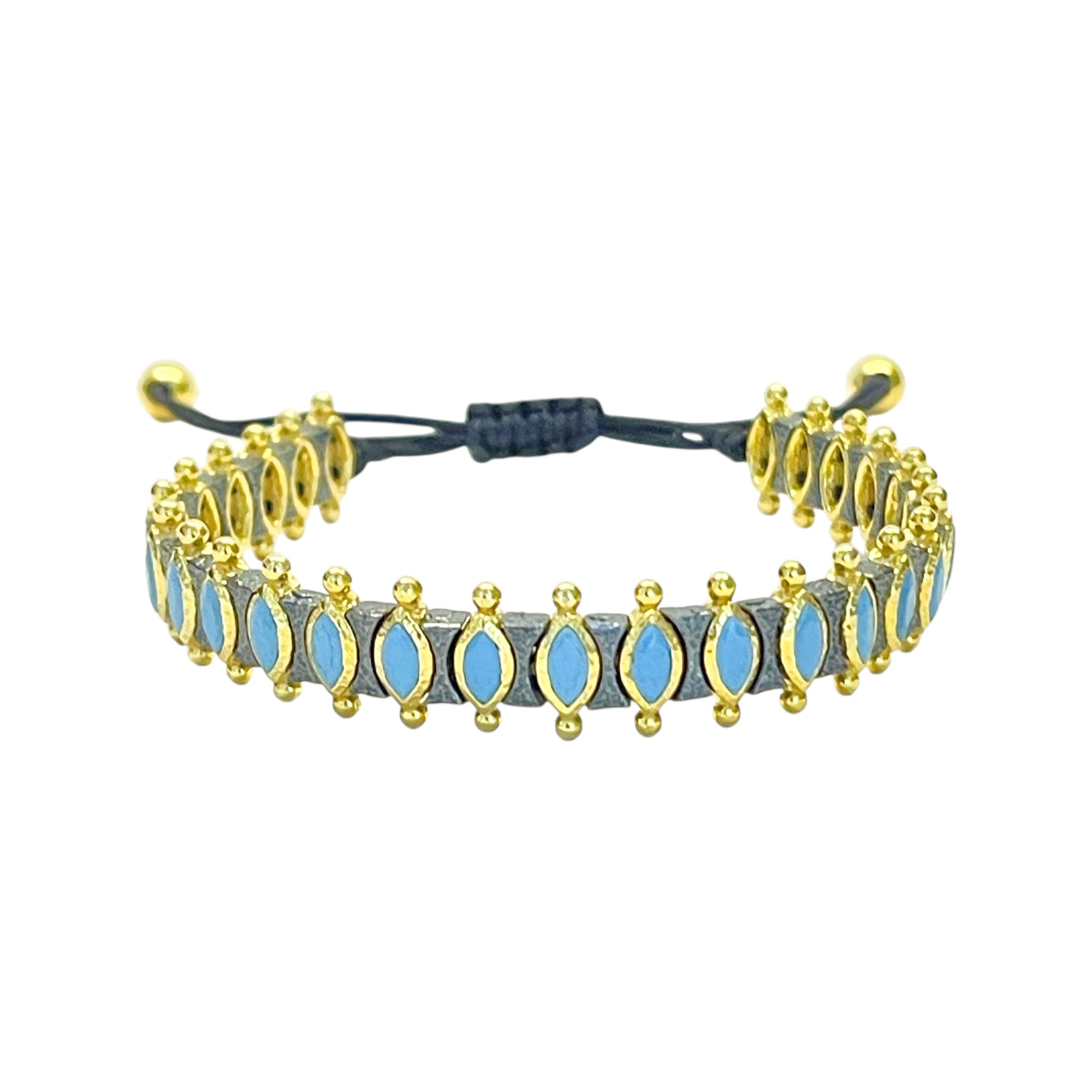 سوار سانتوريني الثلاثاء