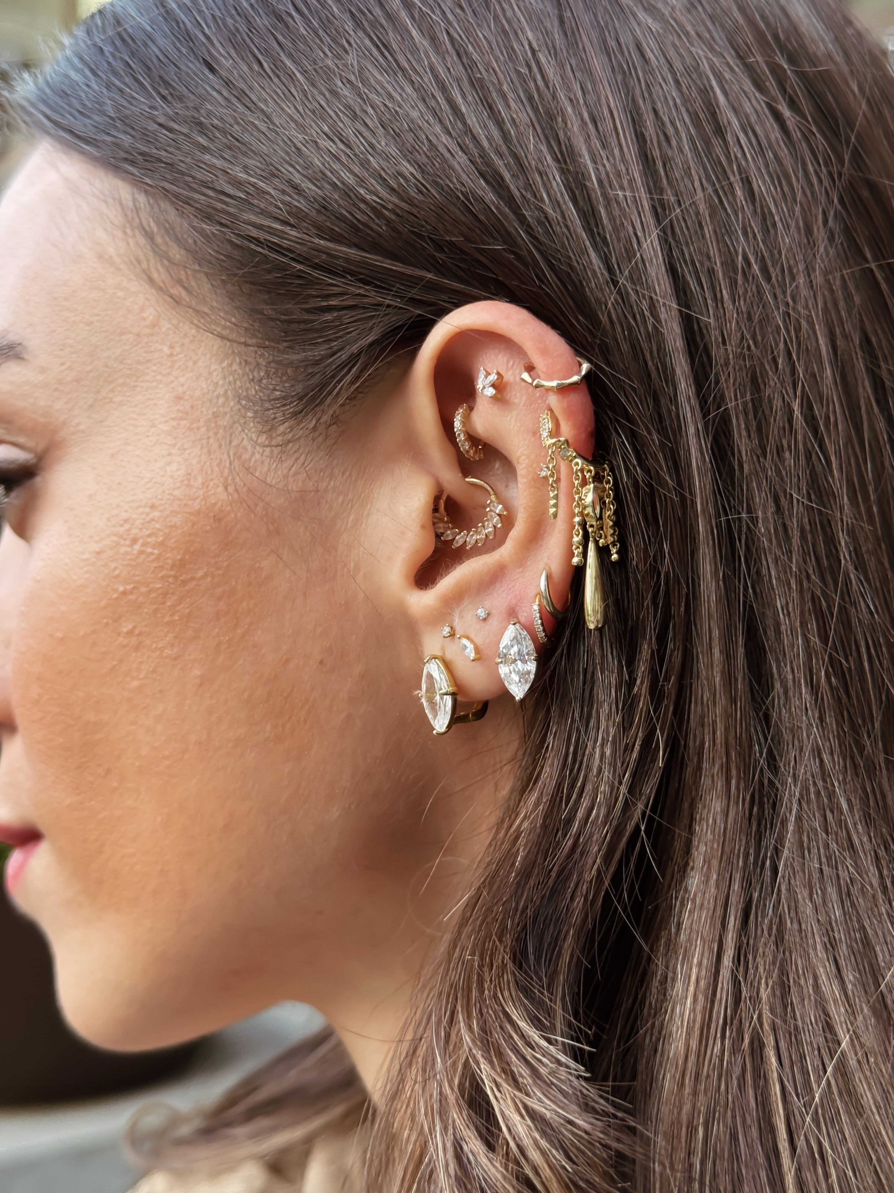 Lugo Markiz Taşlı Halka Küpe