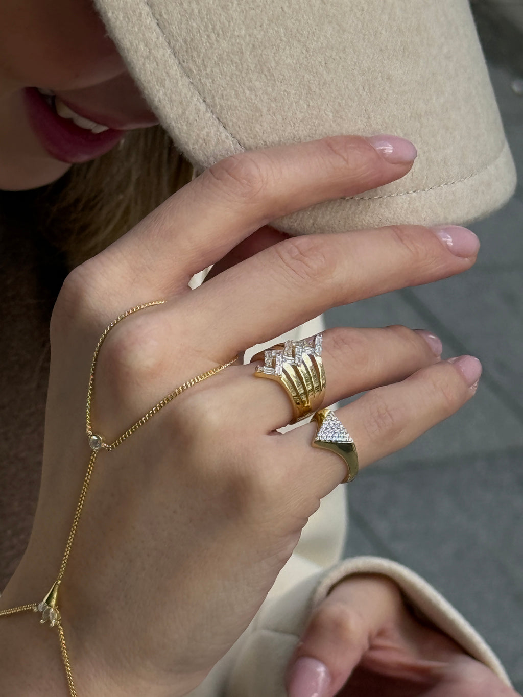 Carla Zigzag Baget Detaylı Altın Kaplama Gümüş Yüzük