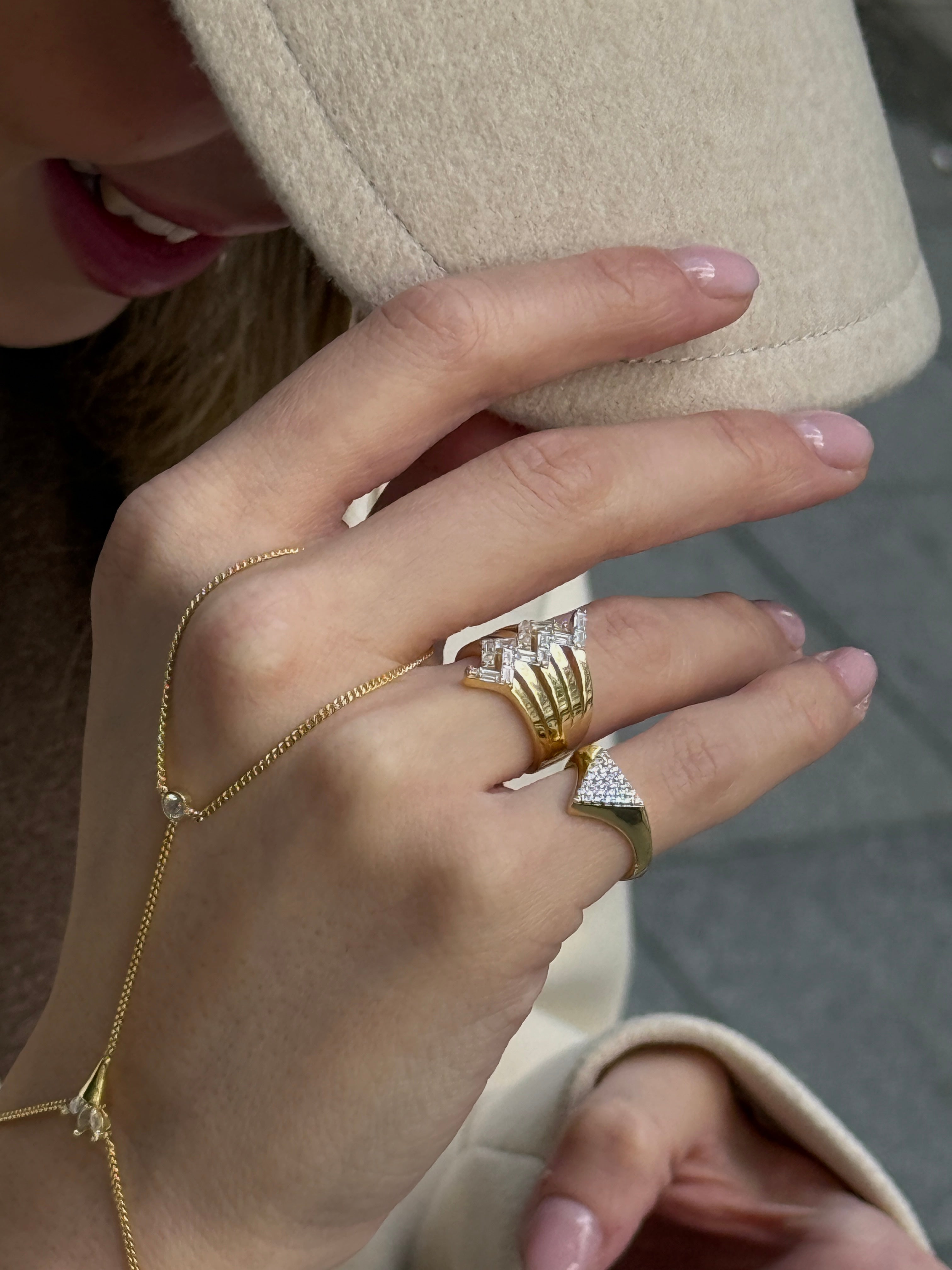 Carla Zigzag Baget Detaylı Altın Kaplama Gümüş Yüzük