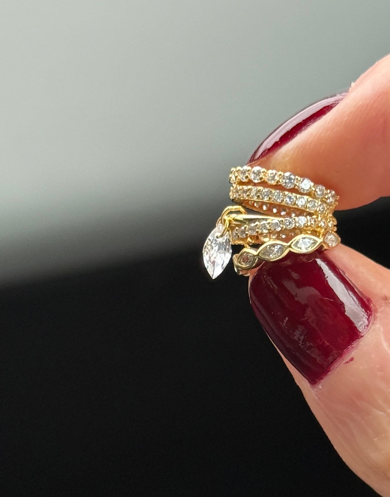 Carla markiz tasli  Cuff