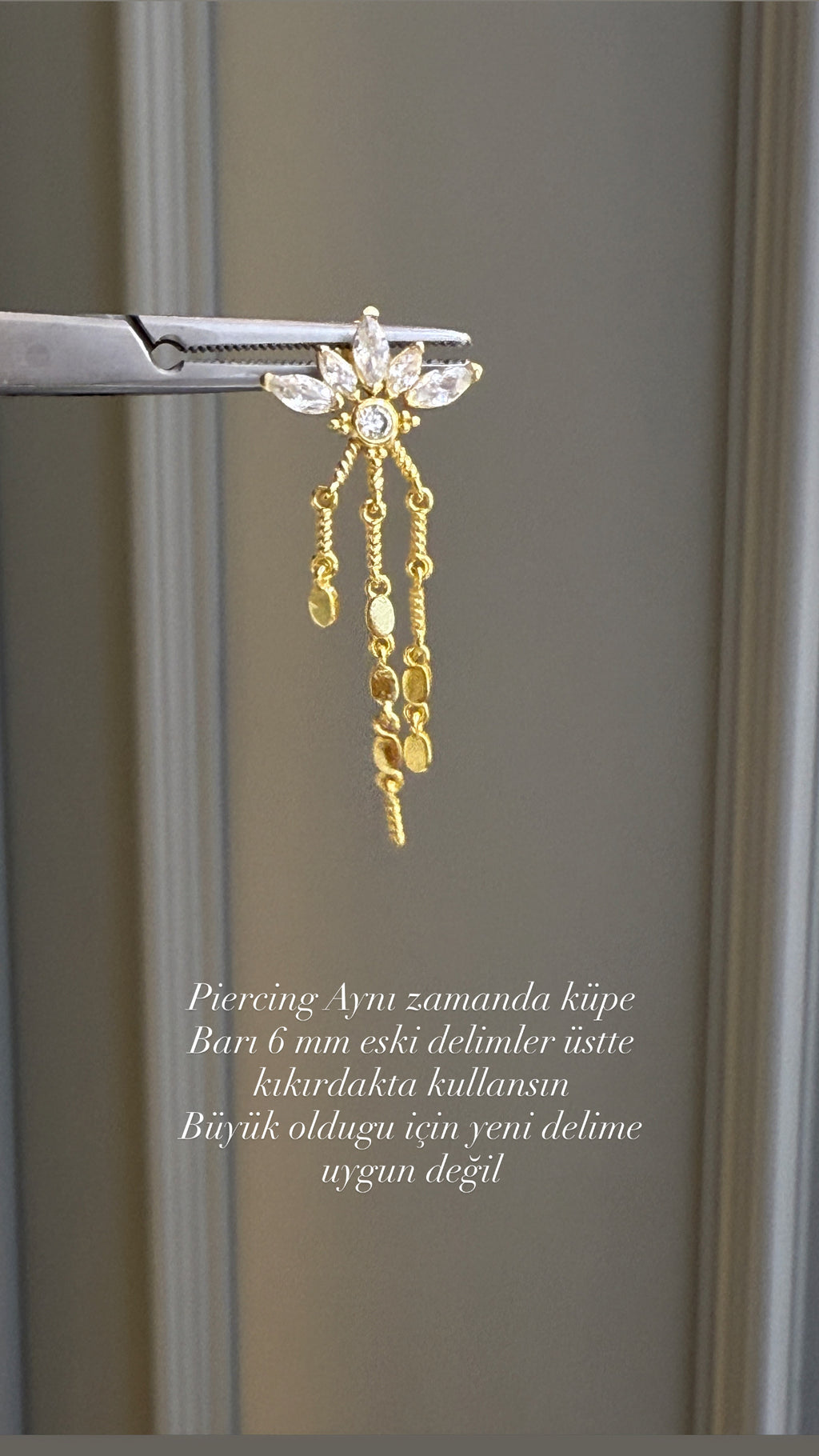 Carla Lotus Gold Kaplama Gümüş Piercing Küpe