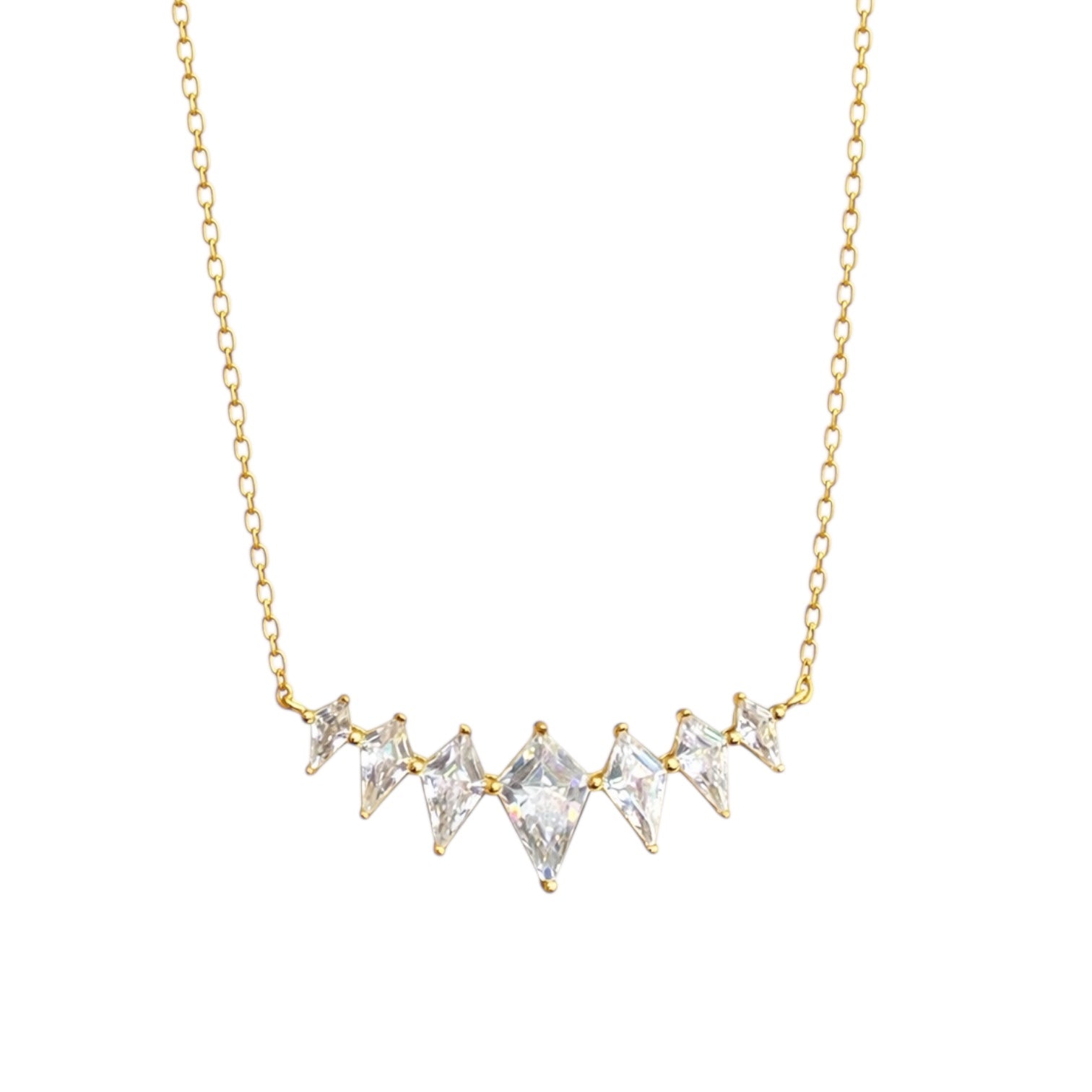 Leoni Üçgen detaylı Altın kaplama Gümüş Kolye