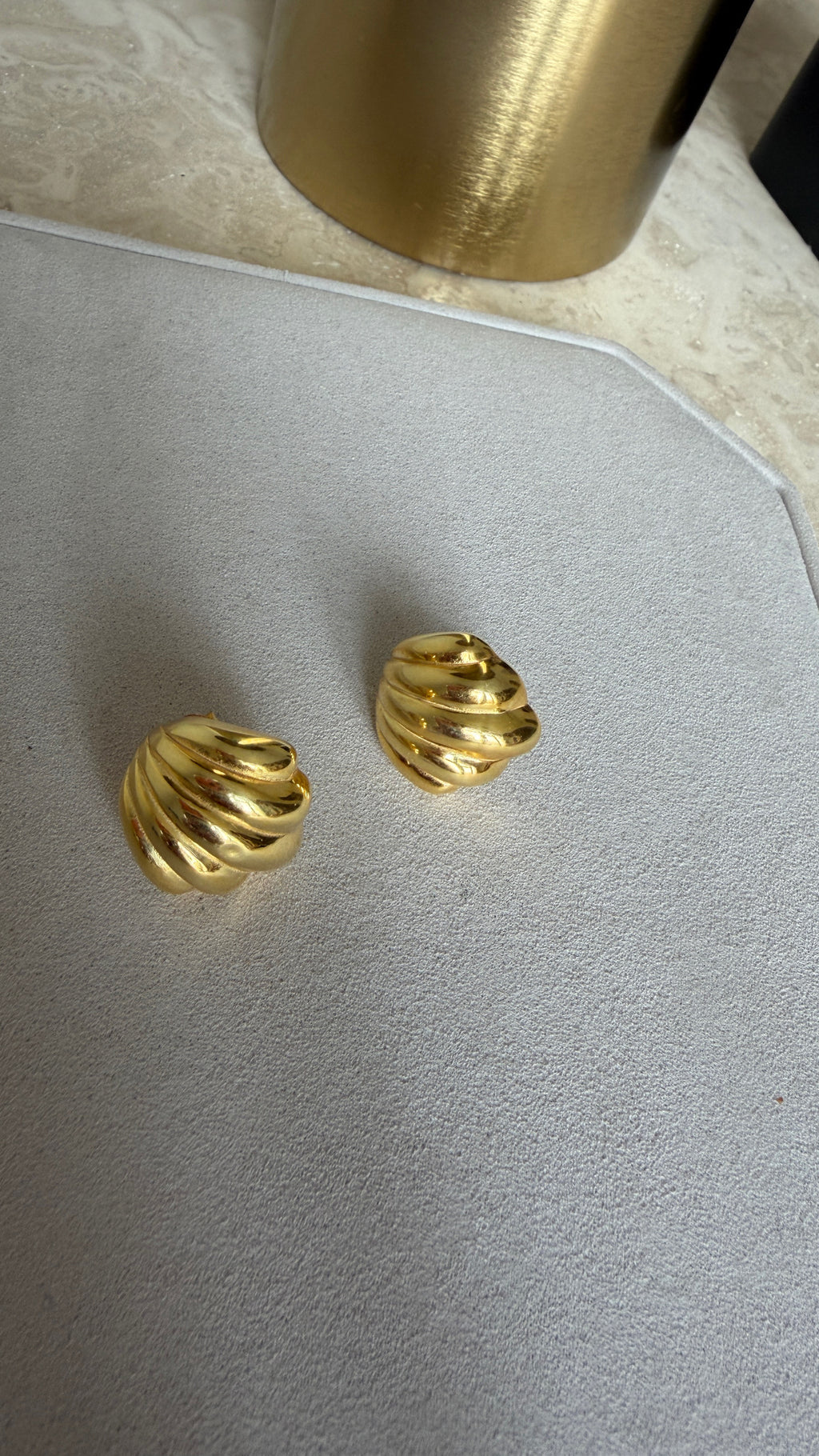 Leonie Deniz Kabuğu Altın kaplama Gümüş Küpe