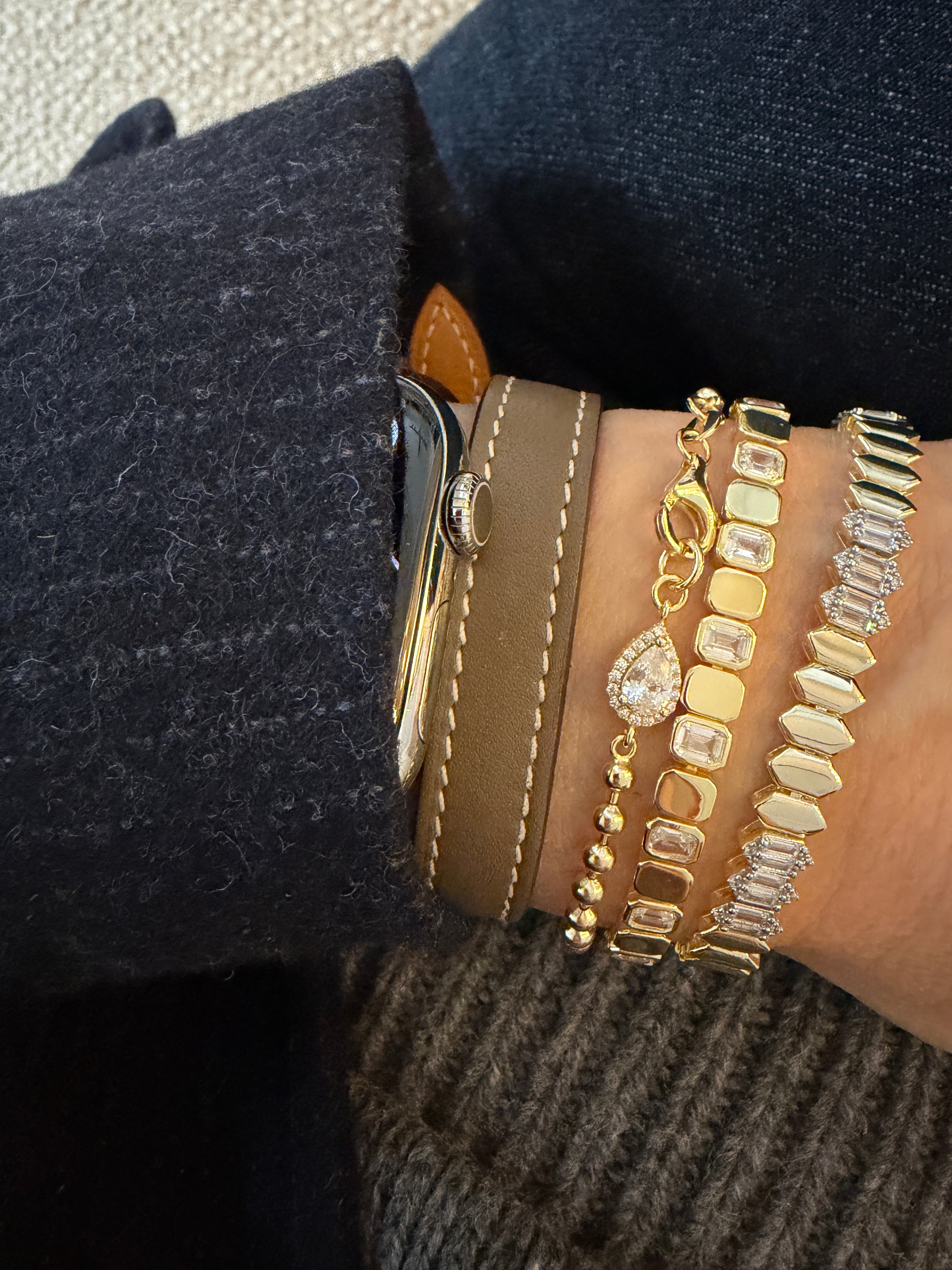 Lucca Top Zincir Damla Taşlı Altın Kaplama Gümüş Bileklik