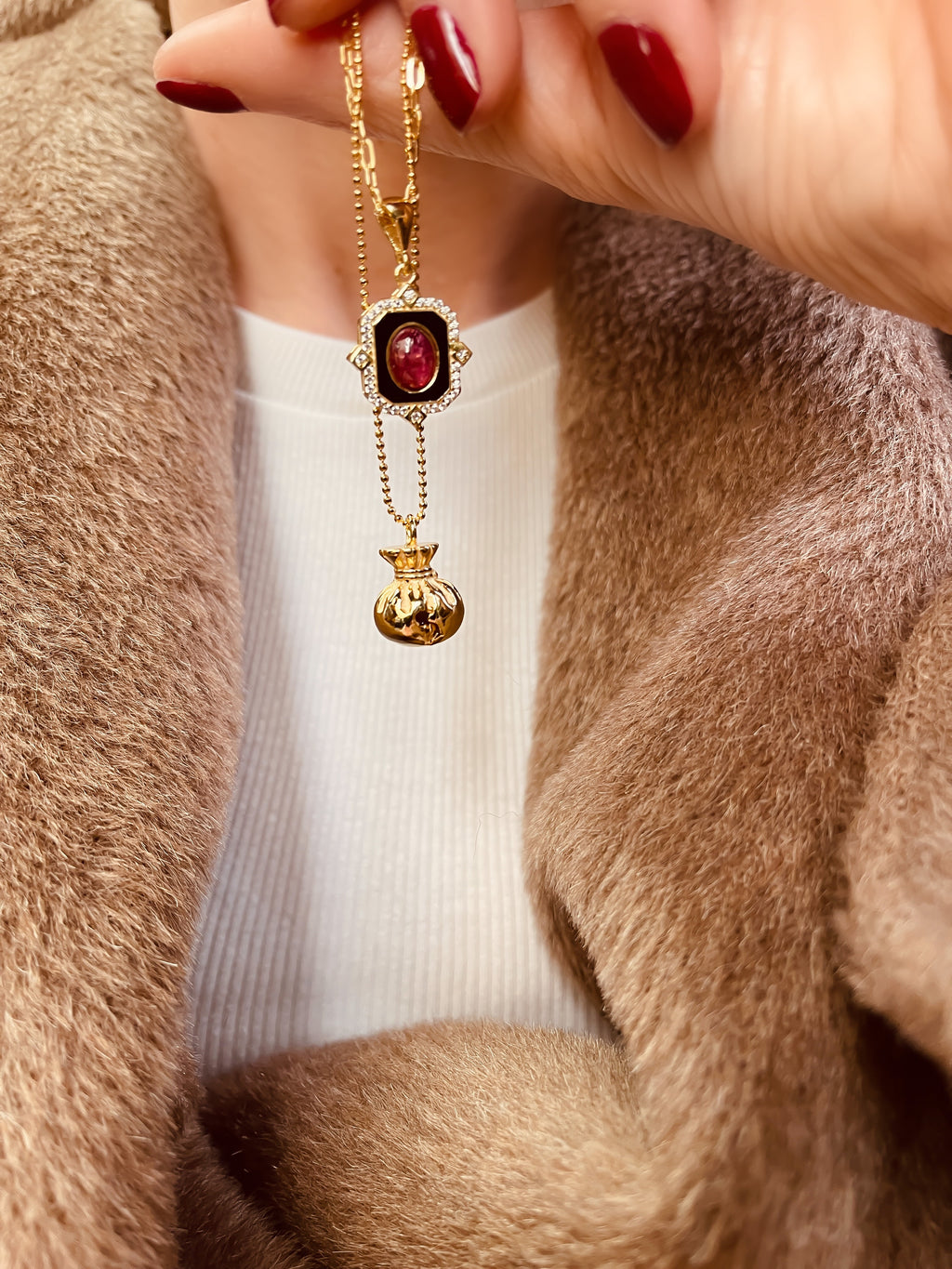 Versailles 1 Necklace