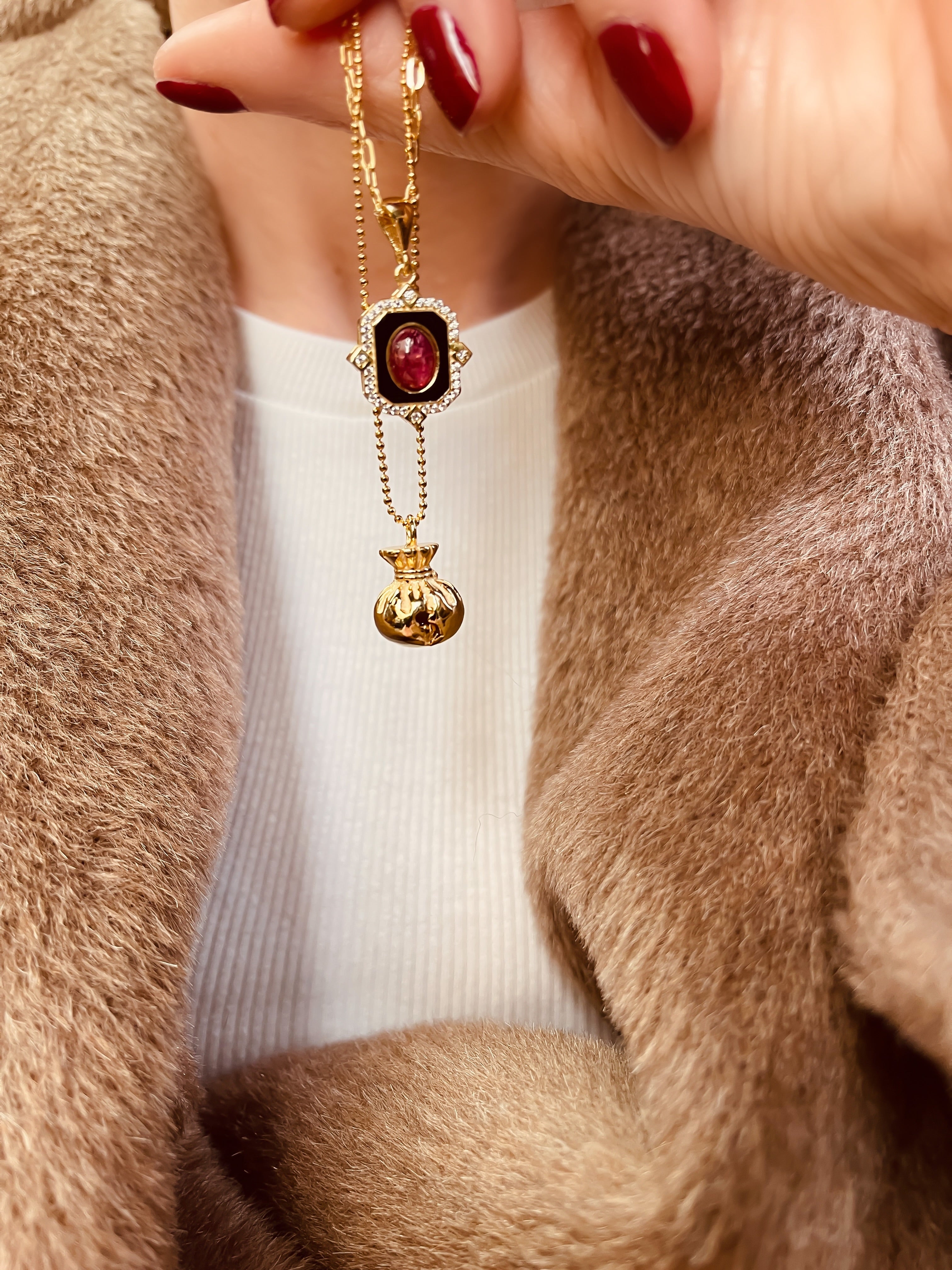 Versailles 1 Necklace