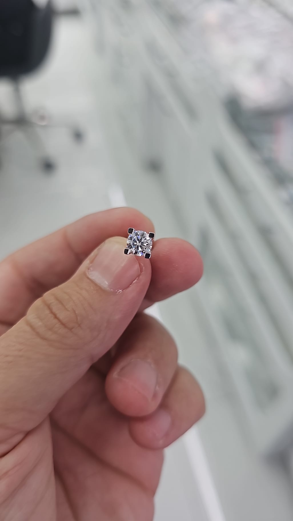 Mozanit  Yuvarlak Kesim 6 mm Tektaş Küpe