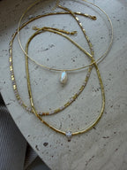 Lugo Oval inci  detaylı Cuff Kolye