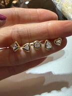 Kate Üçgen Mineli Küpe