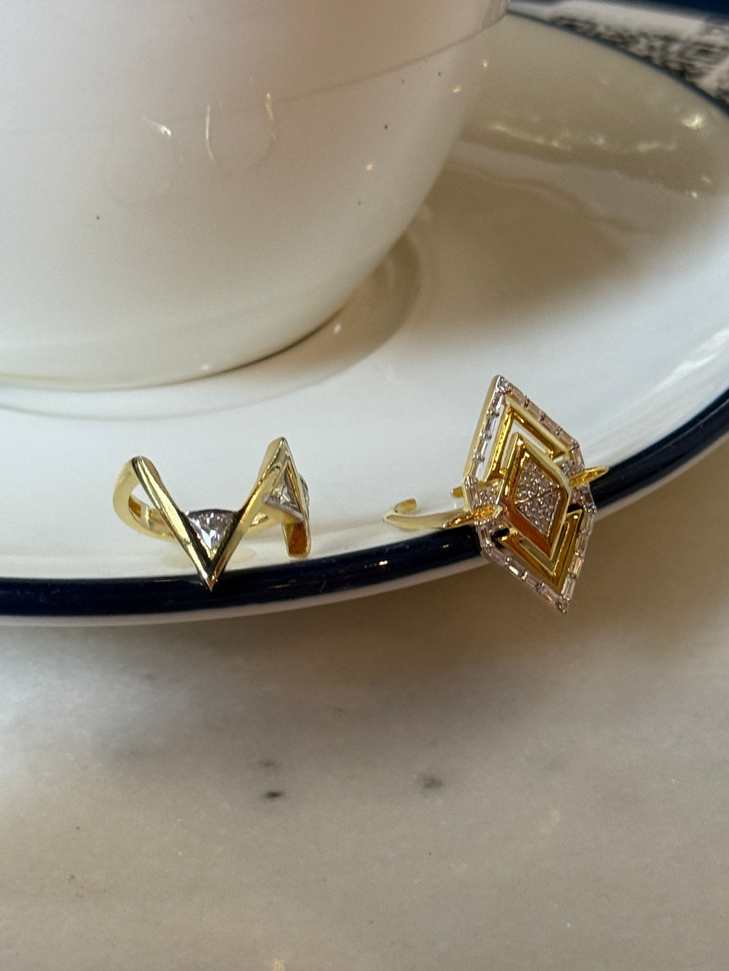 Carla Zigzag Detaylı Altın Kaplama Gümüş Yüzük