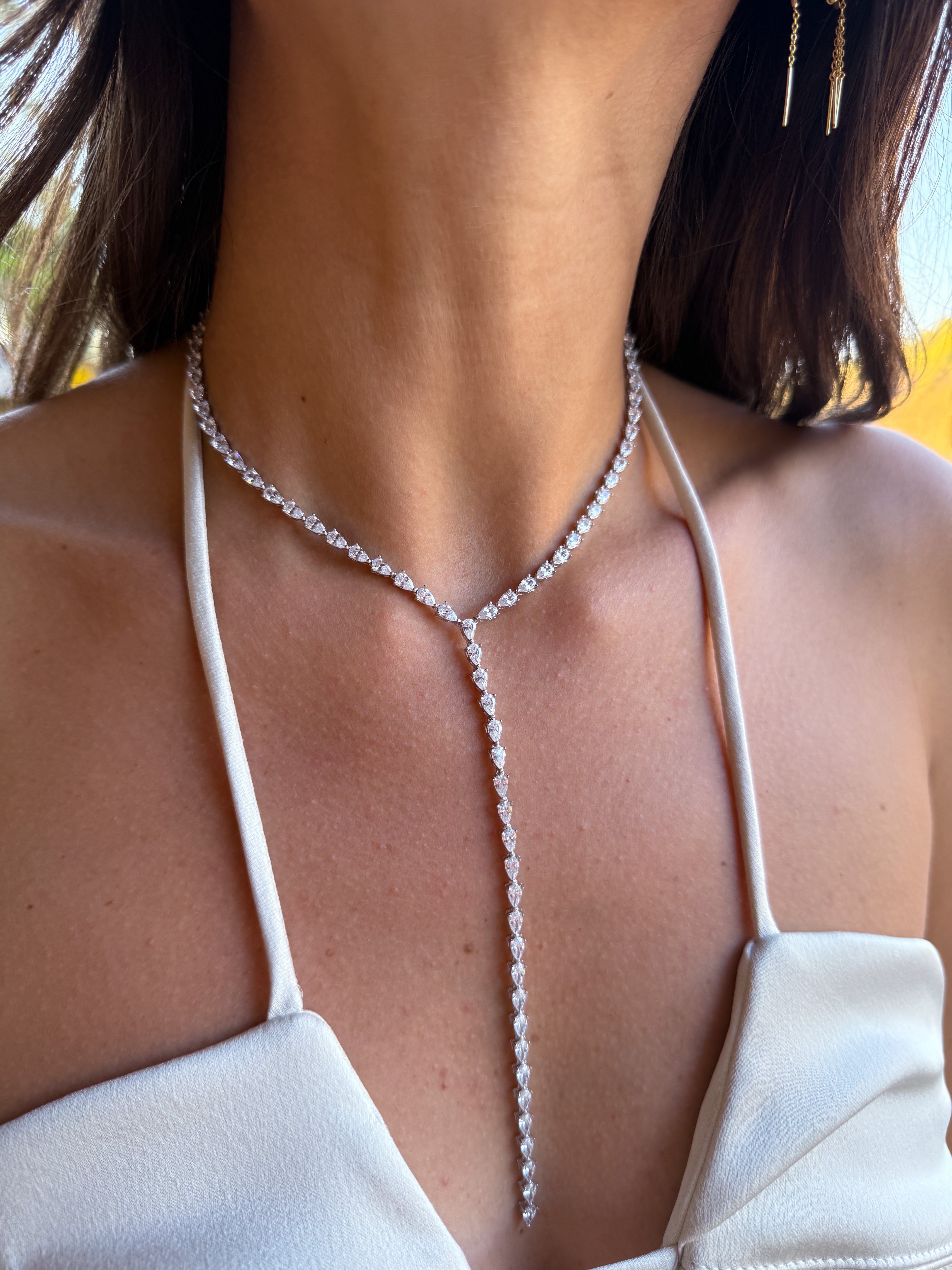 Lugo Damla Taşlı Suyolu Kolye