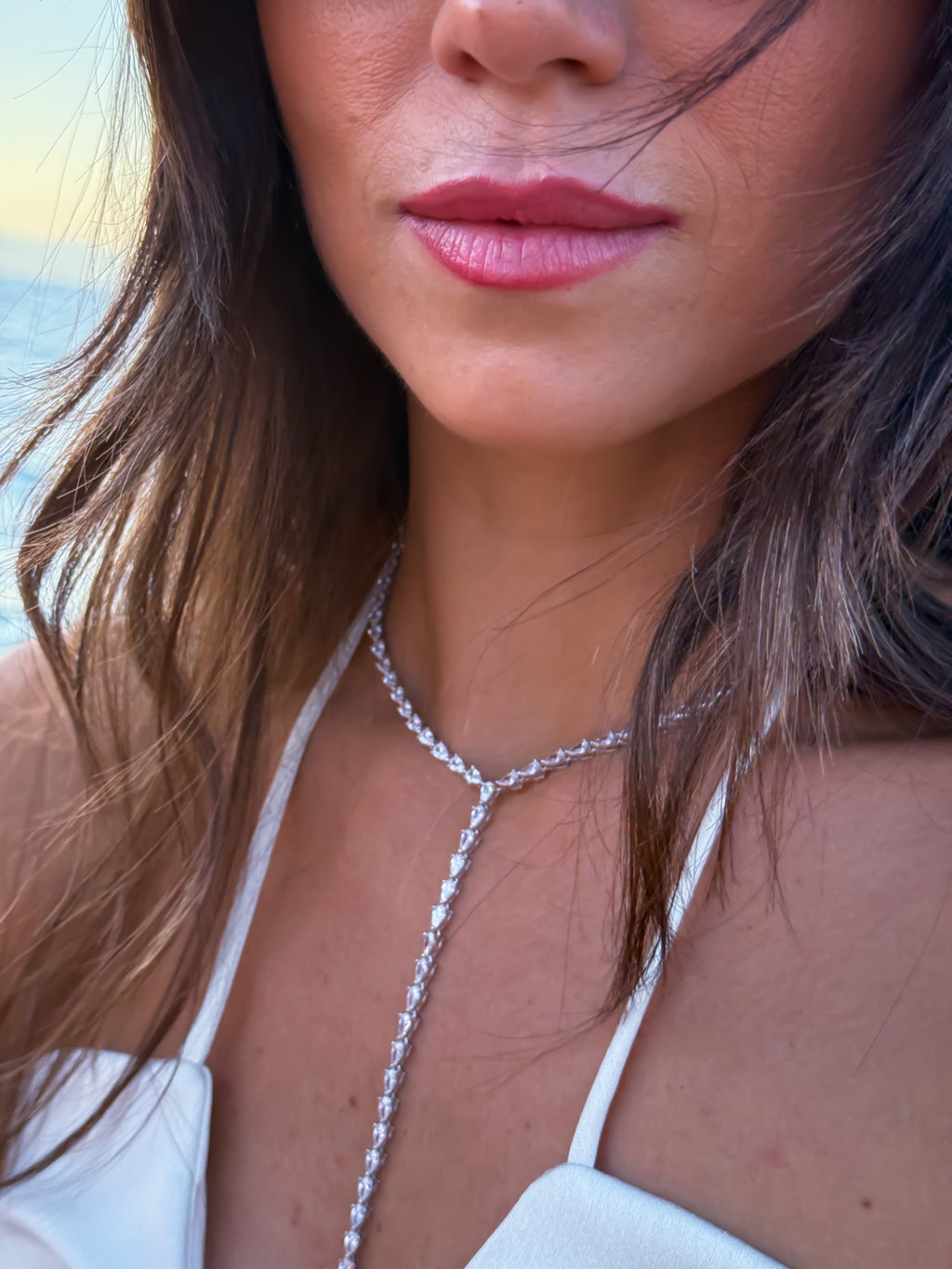 Lugo Damla Taşlı Suyolu Kolye