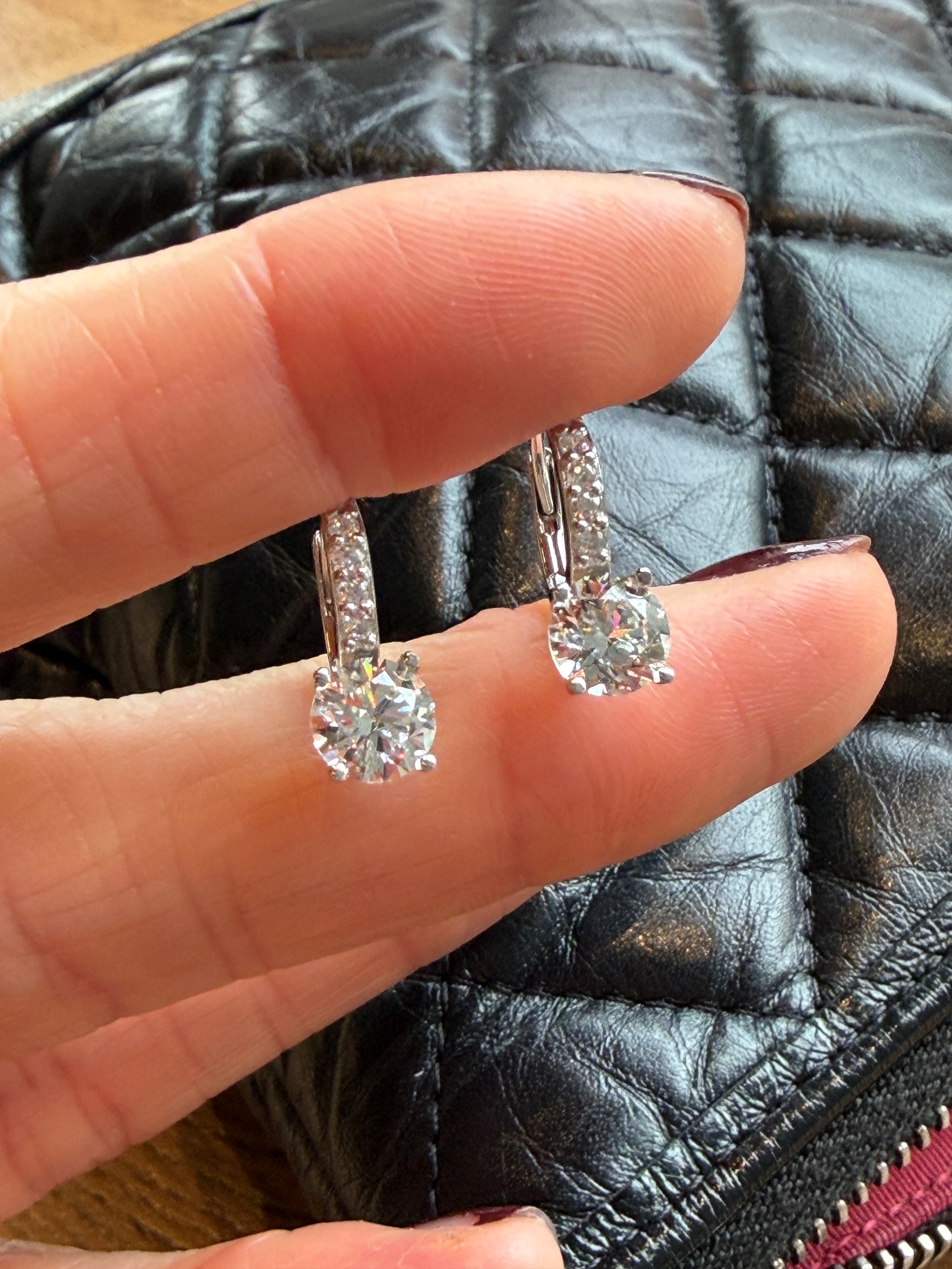 Leonie G Colour Taşlı Halka Tektaş Küpe