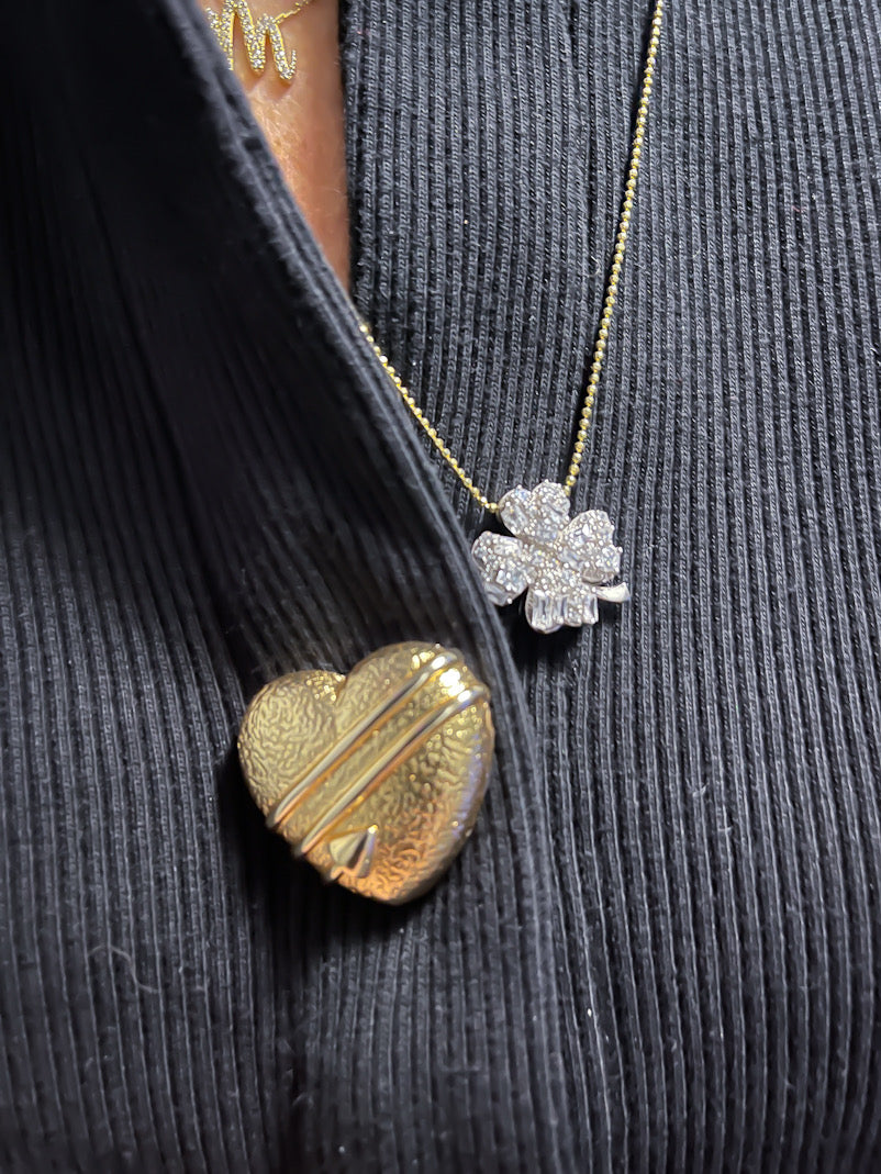 قلادة مارتا روك كلوفر