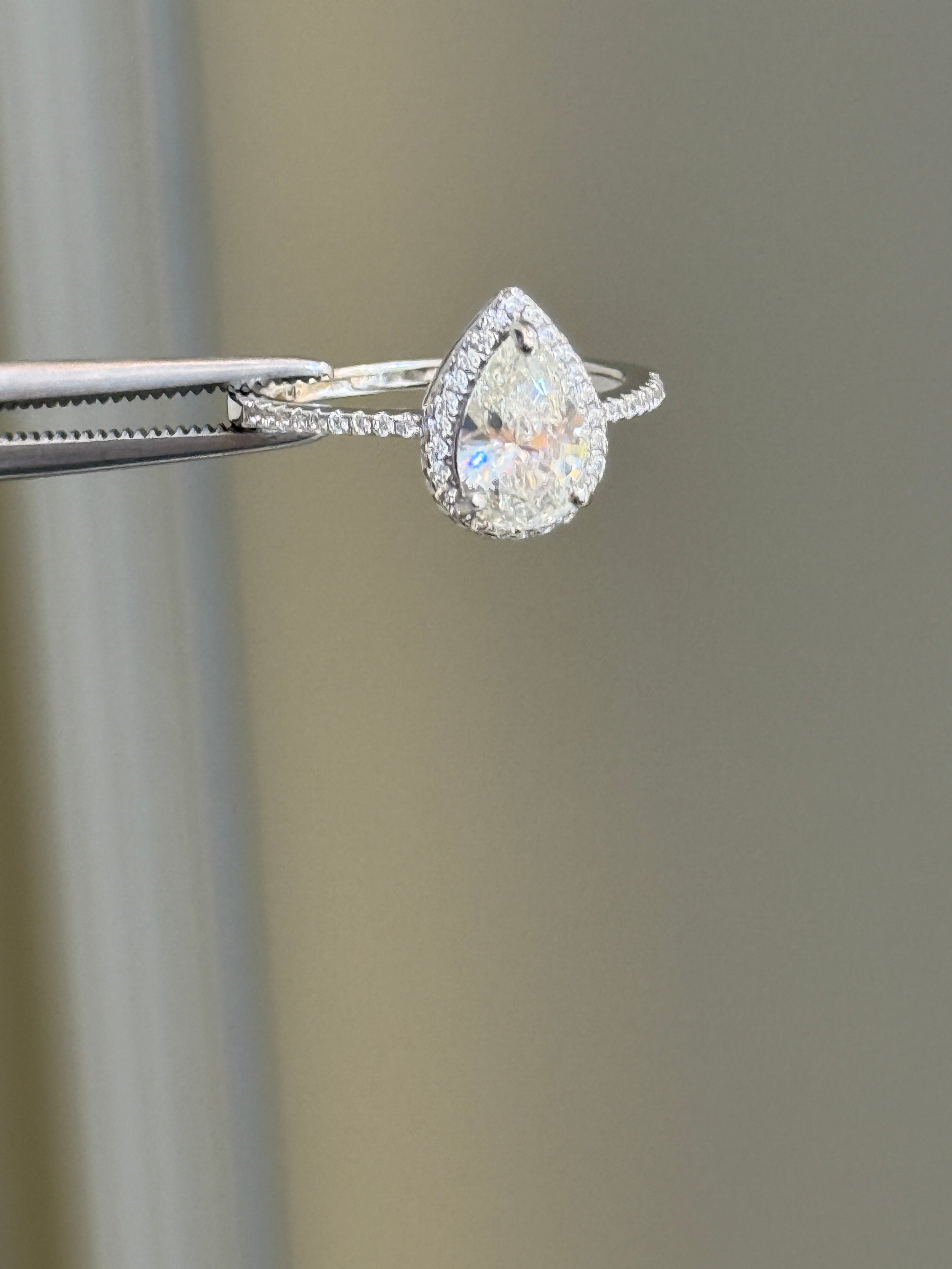 G Colour Damla Kesim Tektaş Yüzük