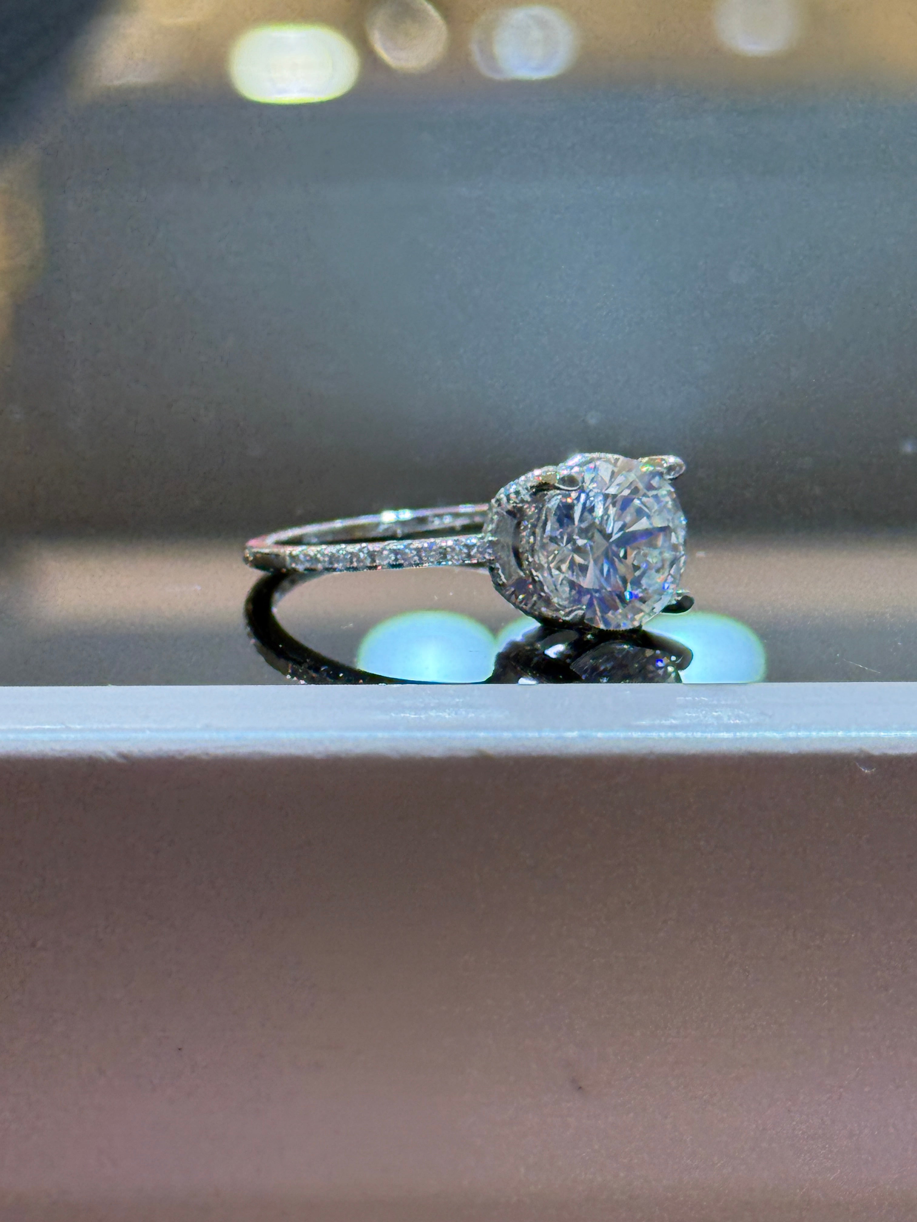 G Colour Yuvarlak Kesim Tektaş Yüzük