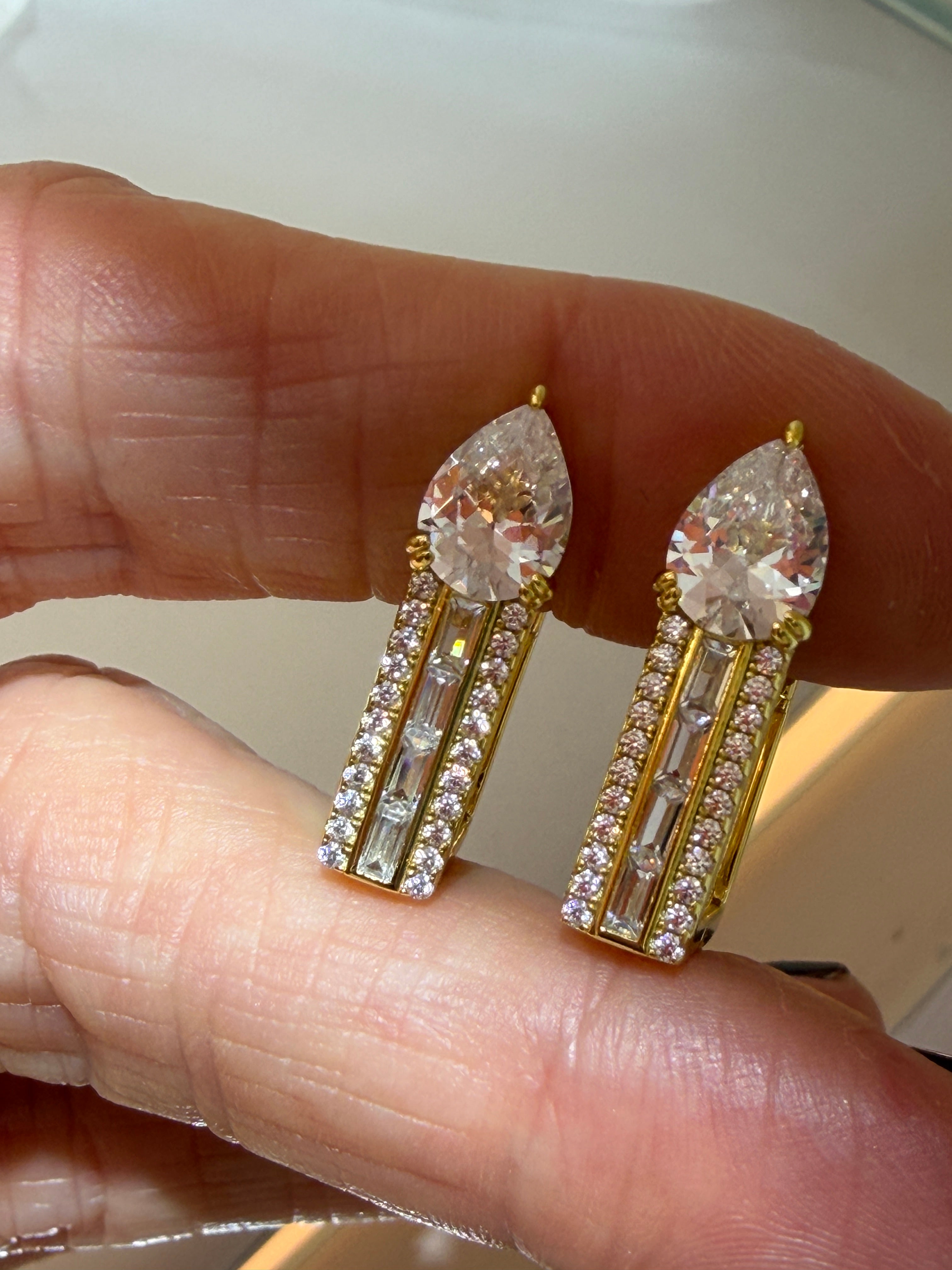 Brige Baget  Altın kaplama Gümüş Küpe