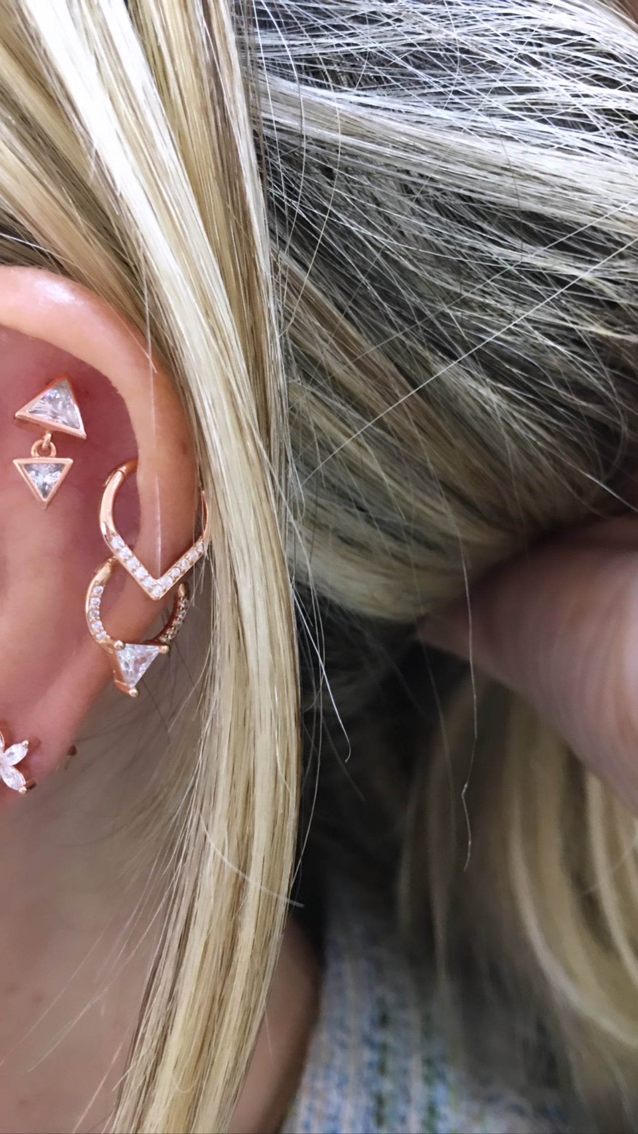 Vera Daith Helix 2 Piercing