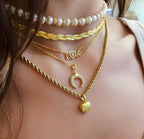 عقد اللؤلؤة مارثا