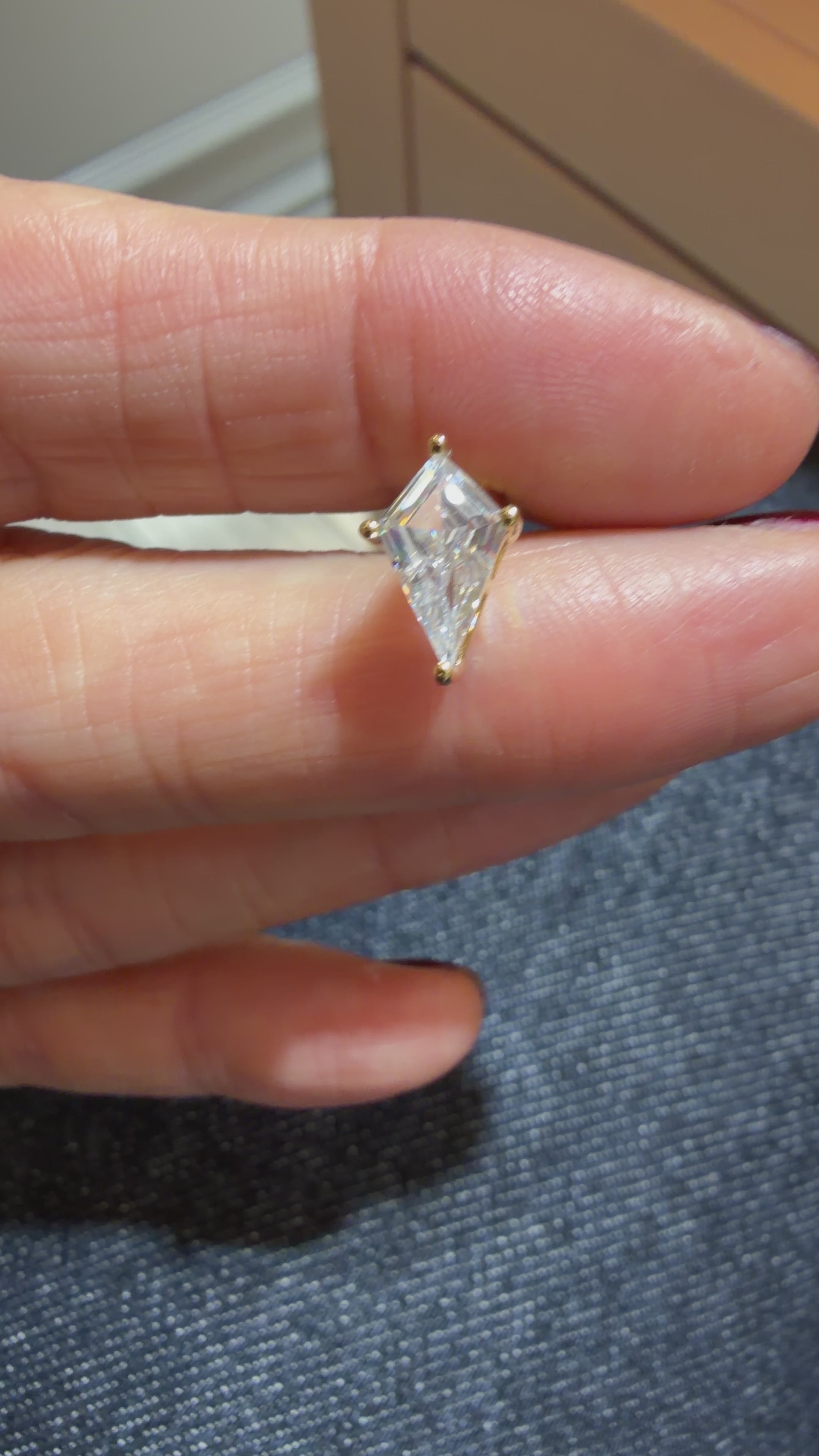 Leoni Kristal S Altın kaplama Gümüş Küpe