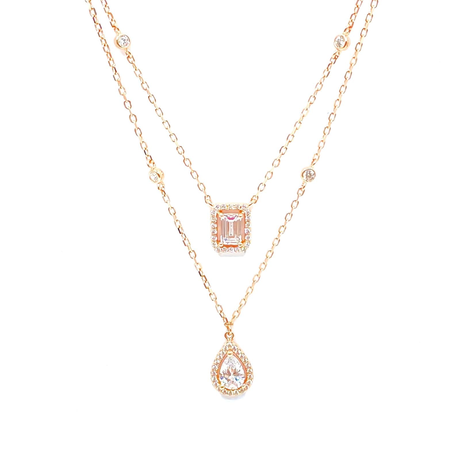 قلادة مزدوجة من Esse