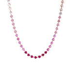 قلادة على شكل قلب من الياقوت بألوان متدرجة