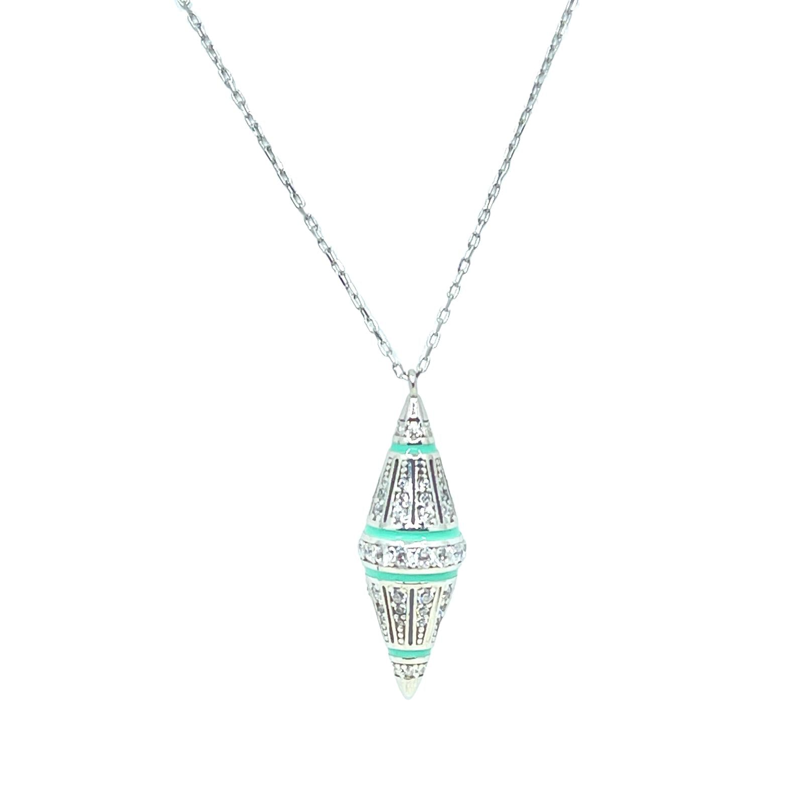 قلادة الميناء