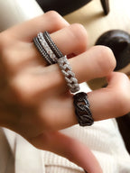 Thin Gurmet White Ring