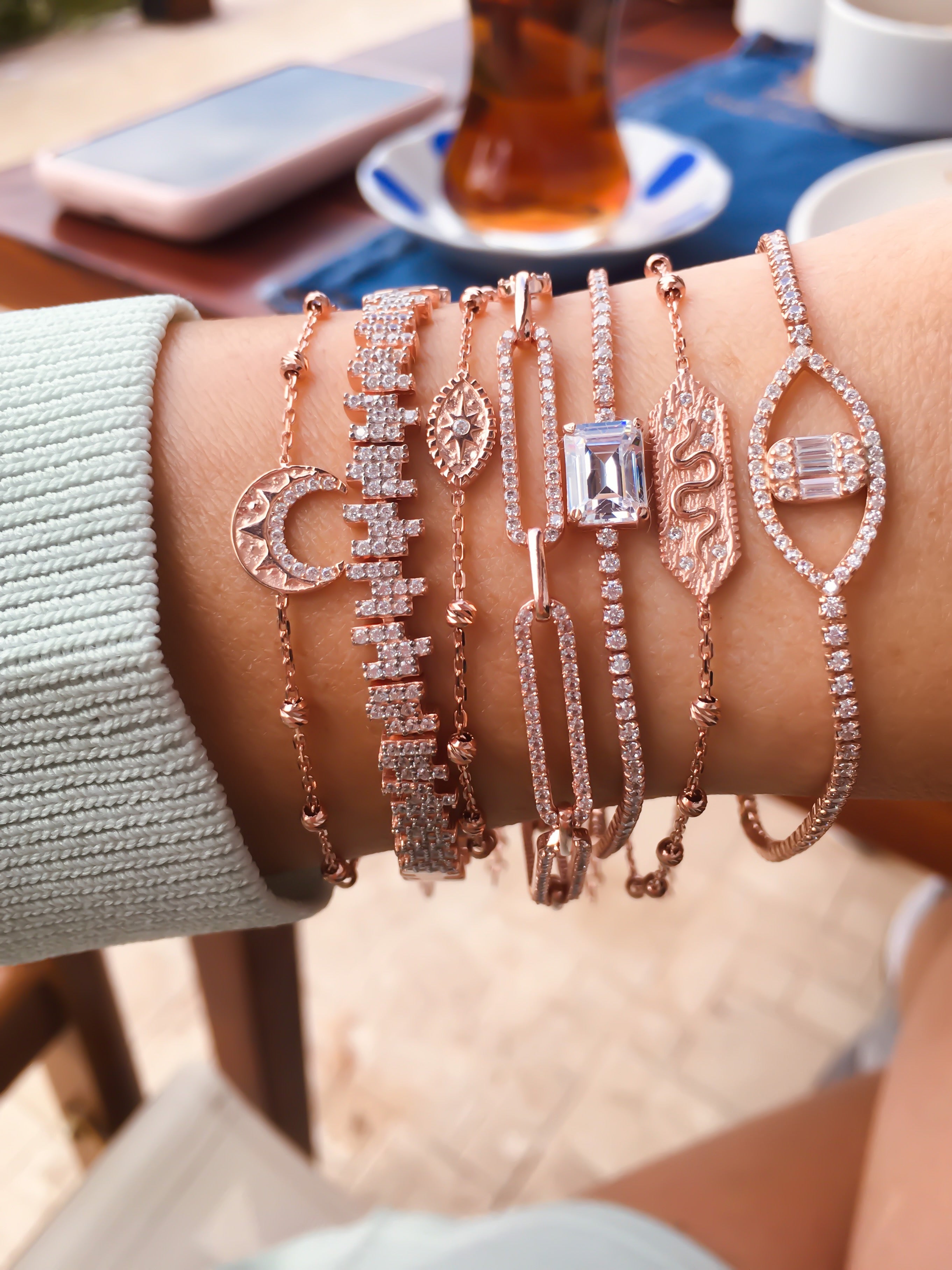 Stoned Link Bracelet