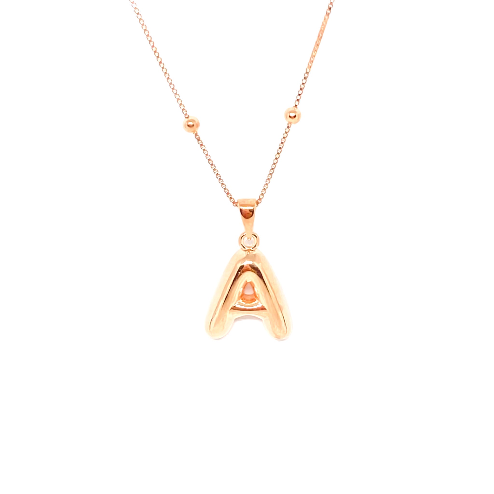 قلادة حرف القنبلة