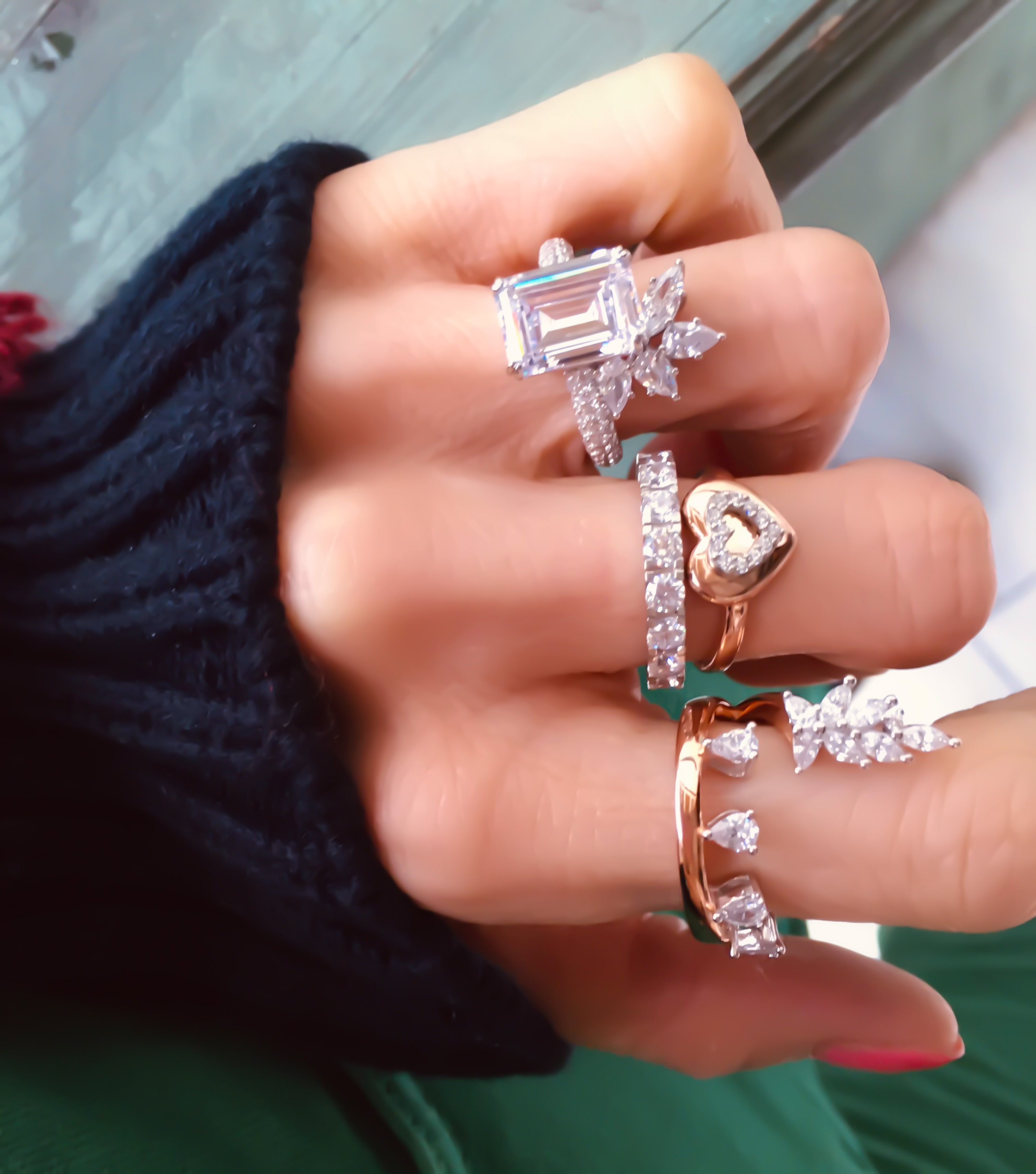 Classic Tamtur White Ring