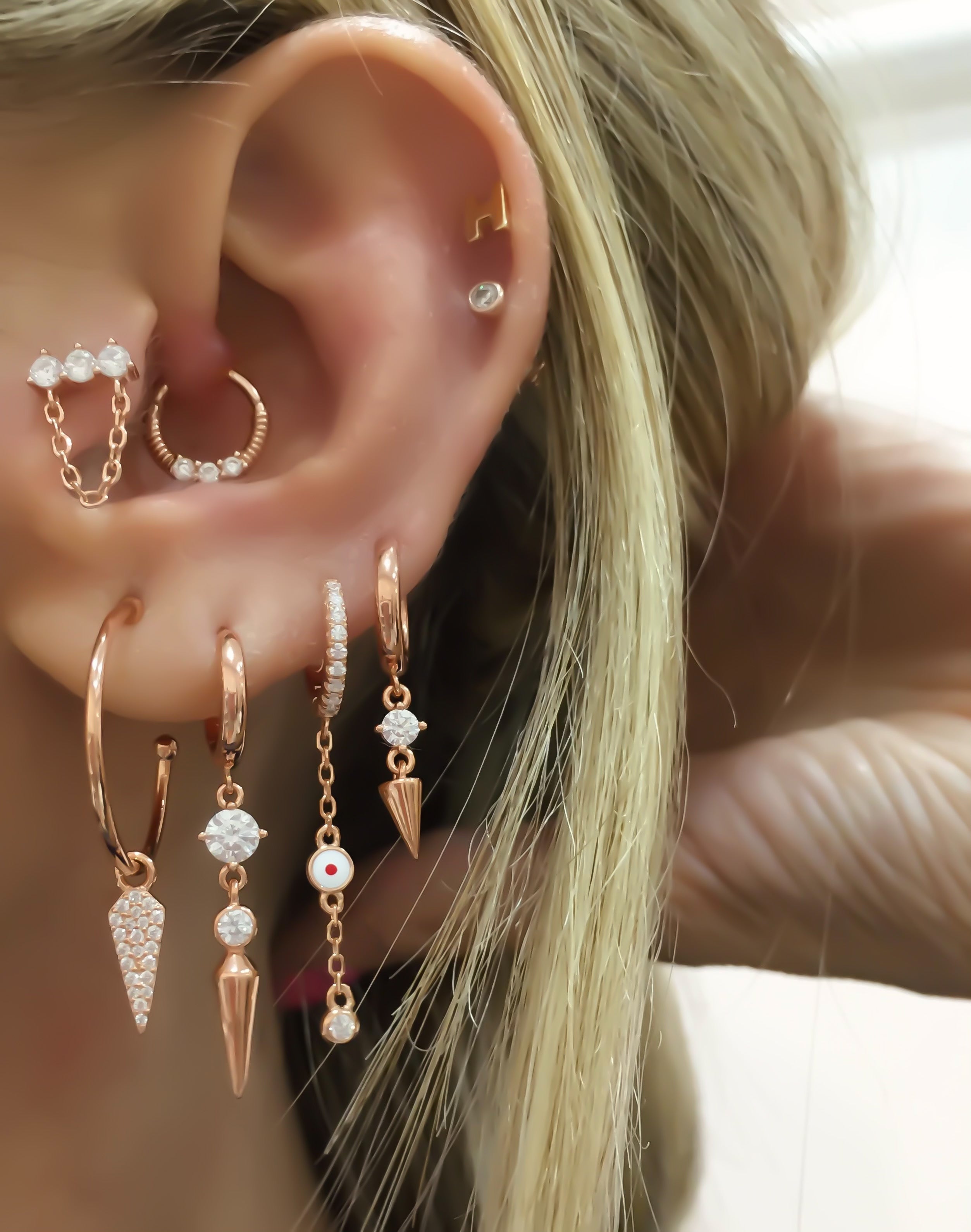 Linda Dia Trio Piercing